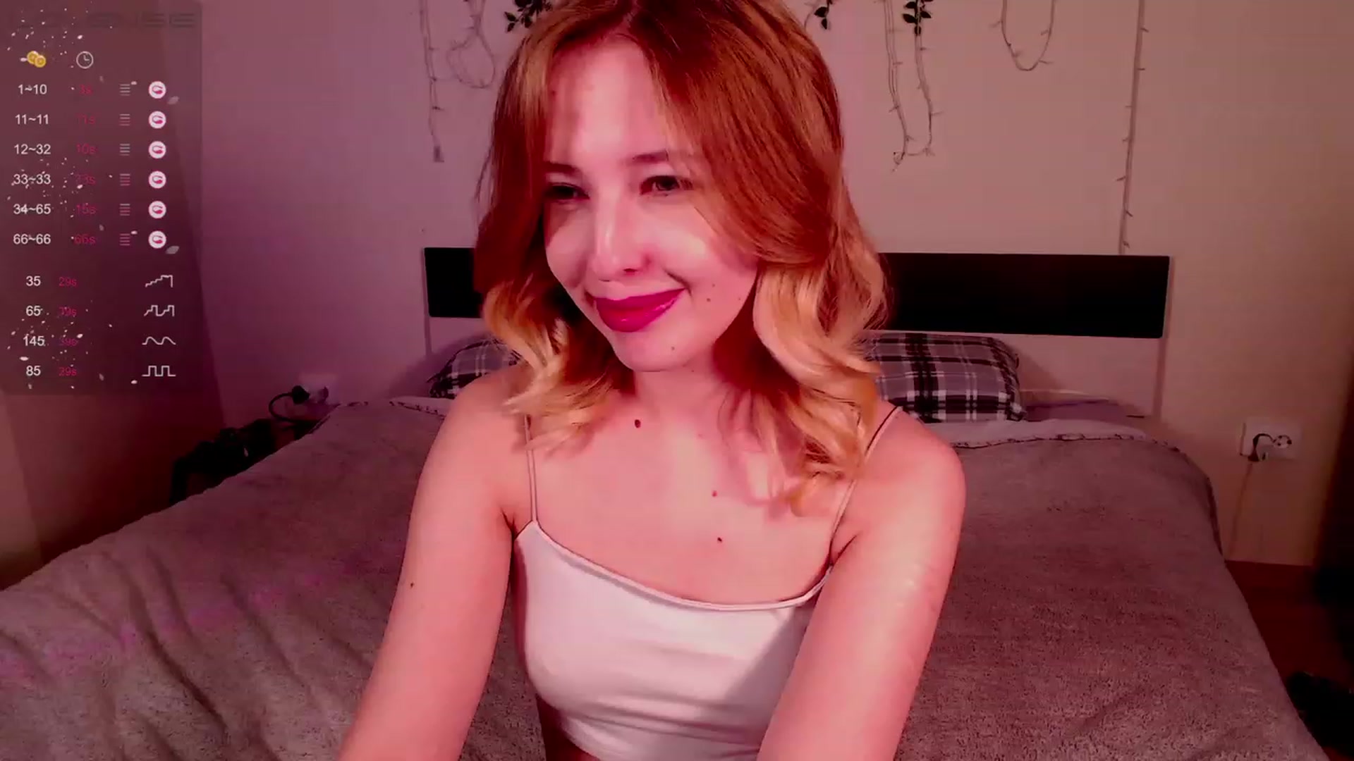 Gallery image thumbnail from Nura_vura's myfreecams stream on, 11/19/2022, 15:34 image 16 of 20