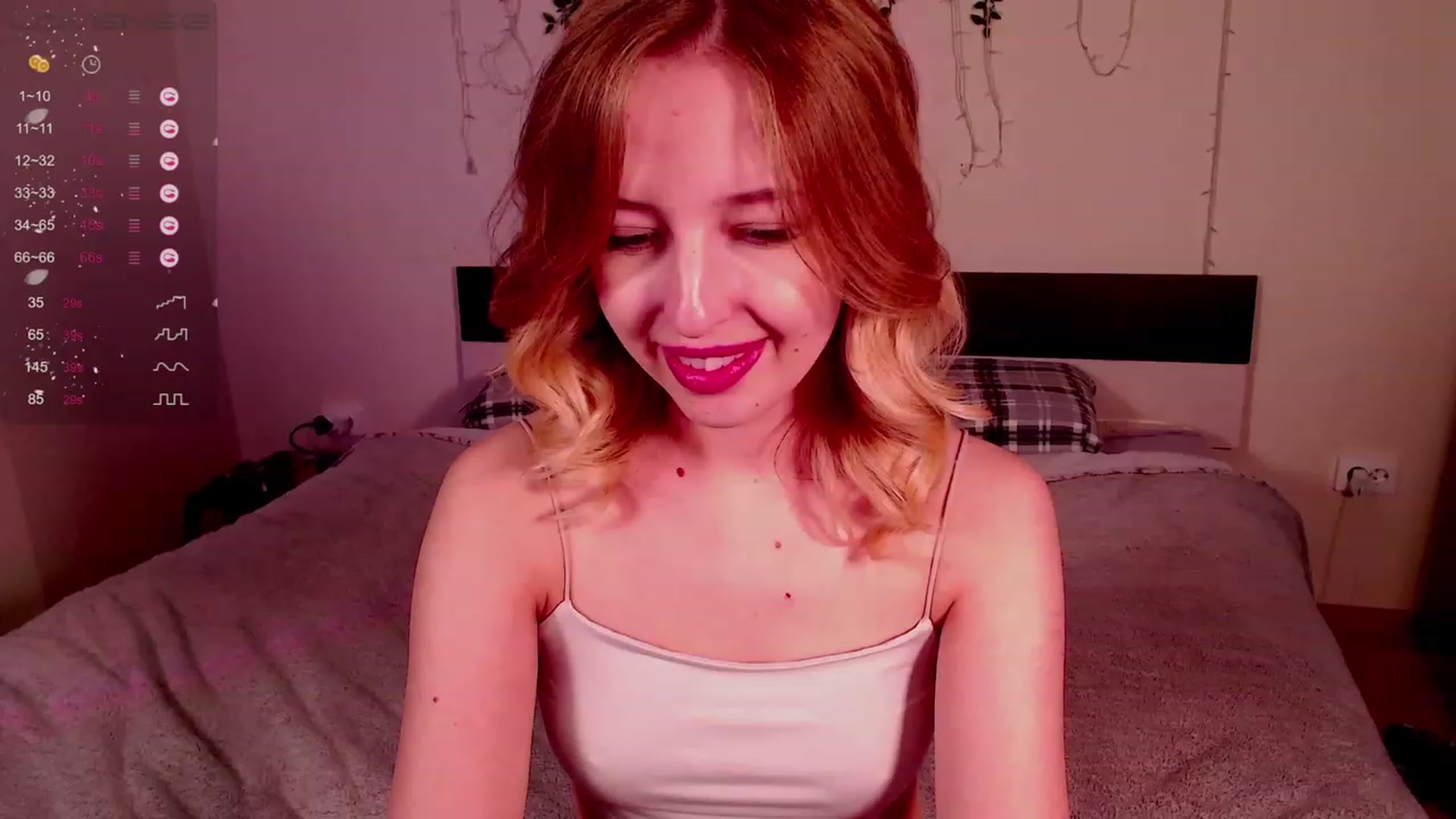 Gallery image thumbnail from Nura_vura's myfreecams stream on, 11/19/2022, 15:34 image 15 of 20