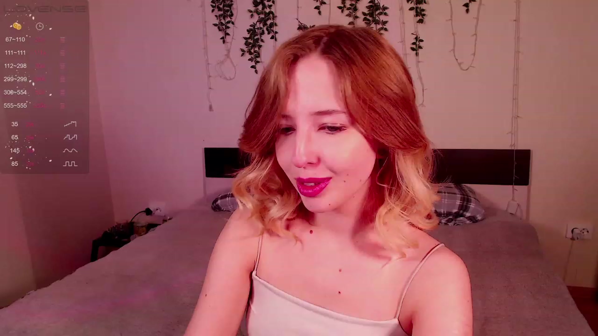 Gallery image thumbnail from Nura_vura's myfreecams stream on, 11/22/2022, 13:02 image 20 of 20