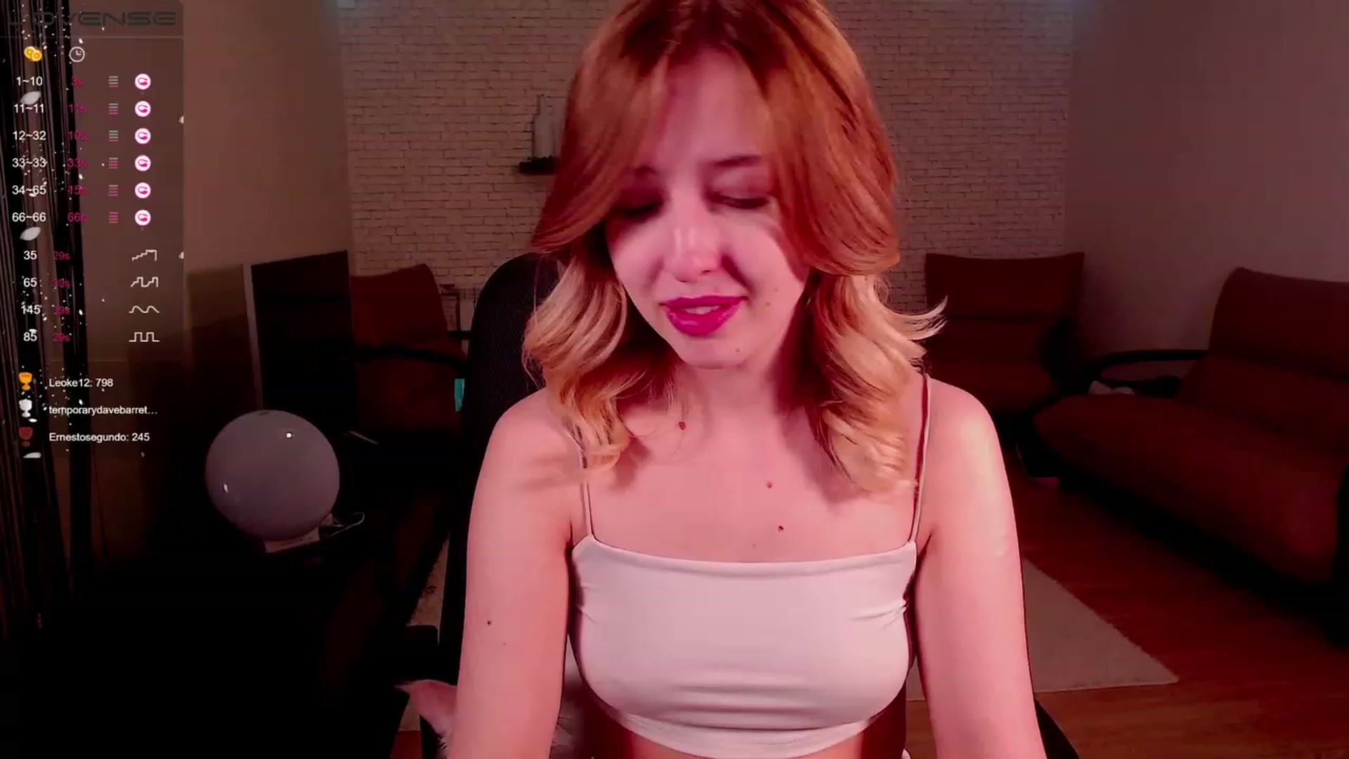 Gallery image thumbnail from Nura_vura's myfreecams stream on, 11/27/2022, 15:54 image 8 of 20