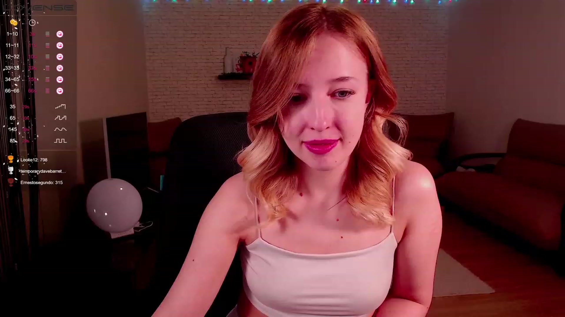 Gallery image thumbnail from Nura_vura's myfreecams stream on, 11/27/2022, 15:54 image 18 of 20