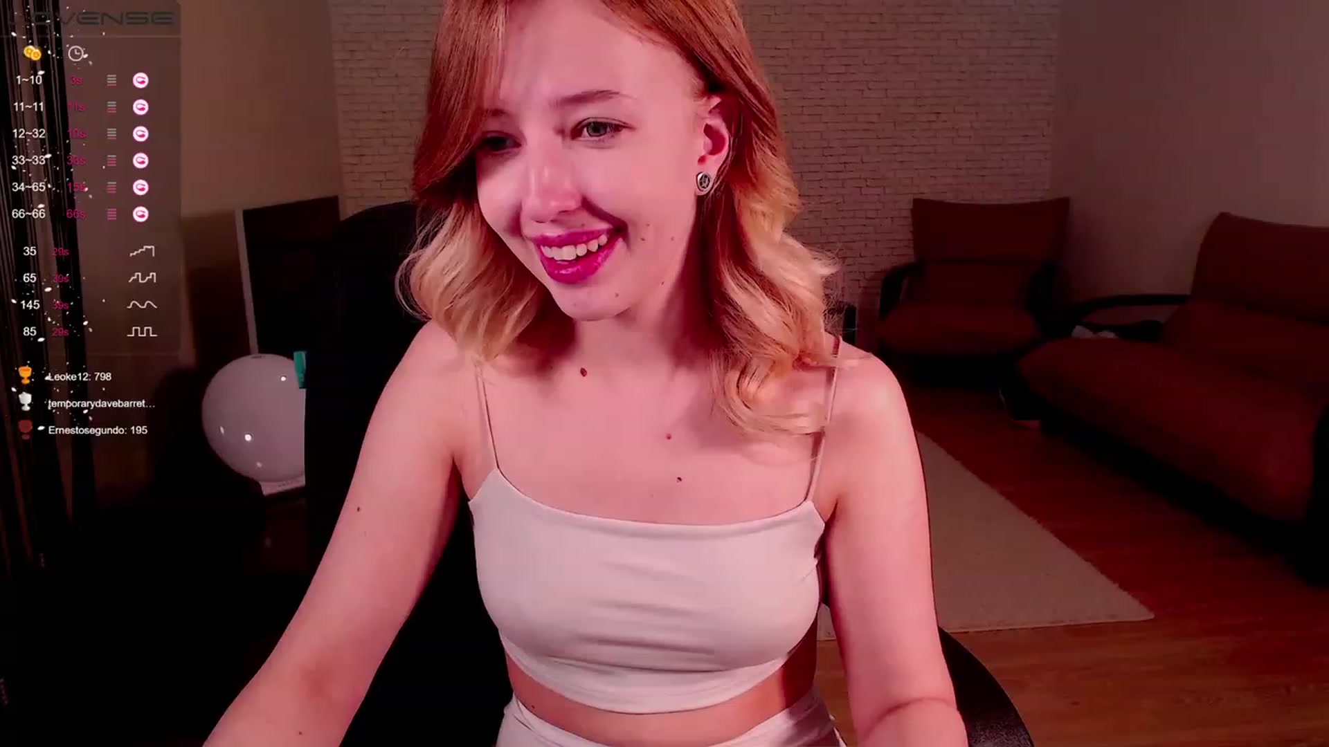 Gallery image thumbnail from Nura_vura's myfreecams stream on, 11/27/2022, 15:54 image 3 of 20
