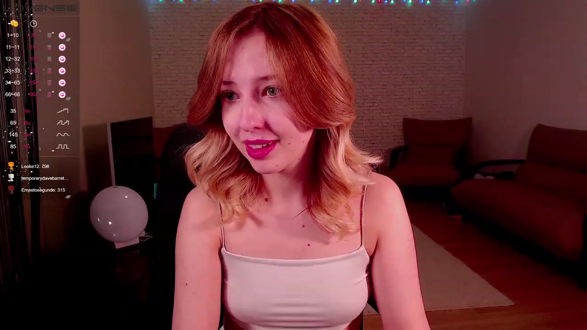 Gallery image thumbnail from Nura_vura's myfreecams stream on, 11/27/2022, 15:54 image 19 of 20