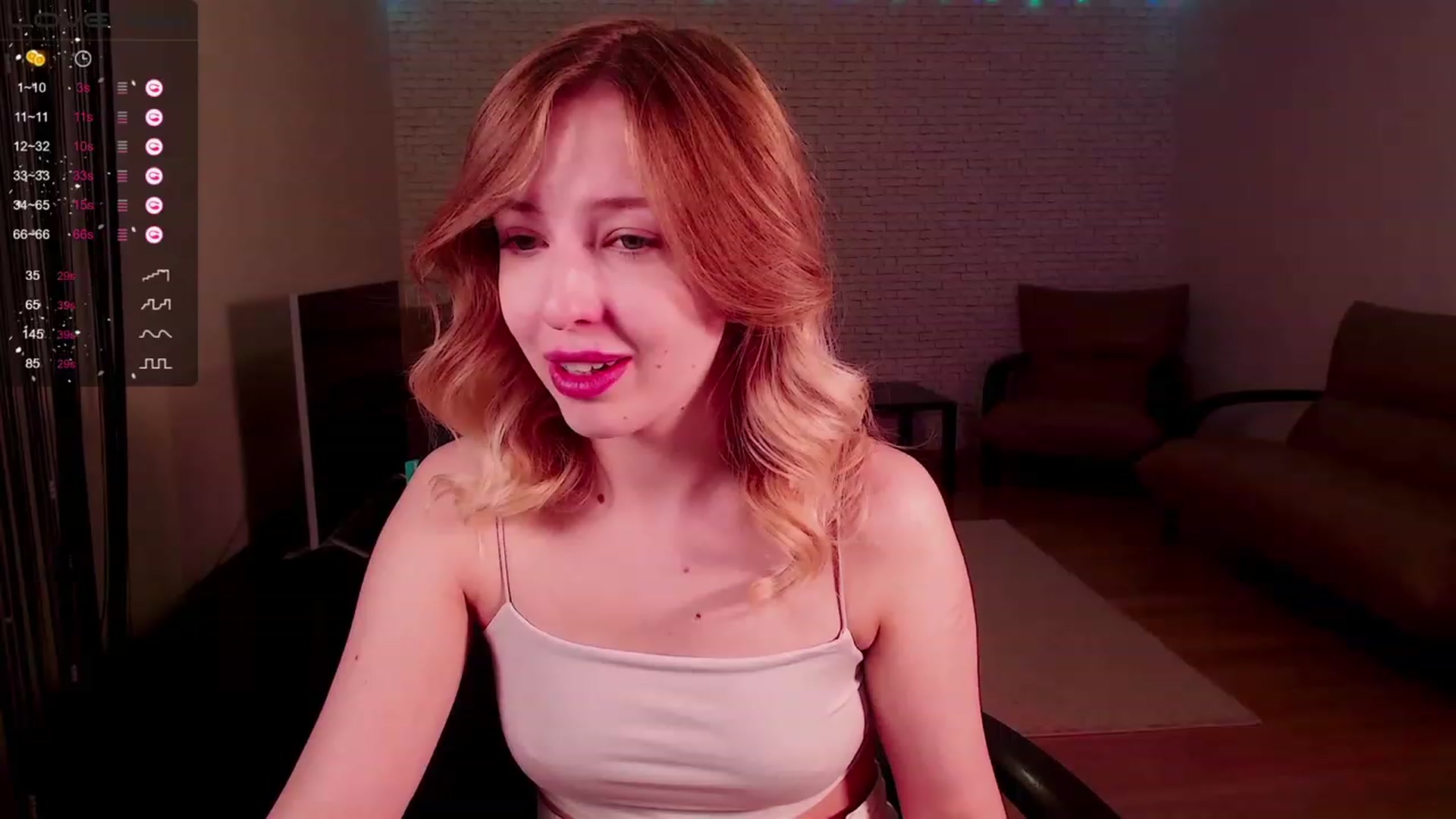 Gallery image thumbnail from Nura_vura's myfreecams stream on, 11/28/2022, 11:11 image 6 of 20
