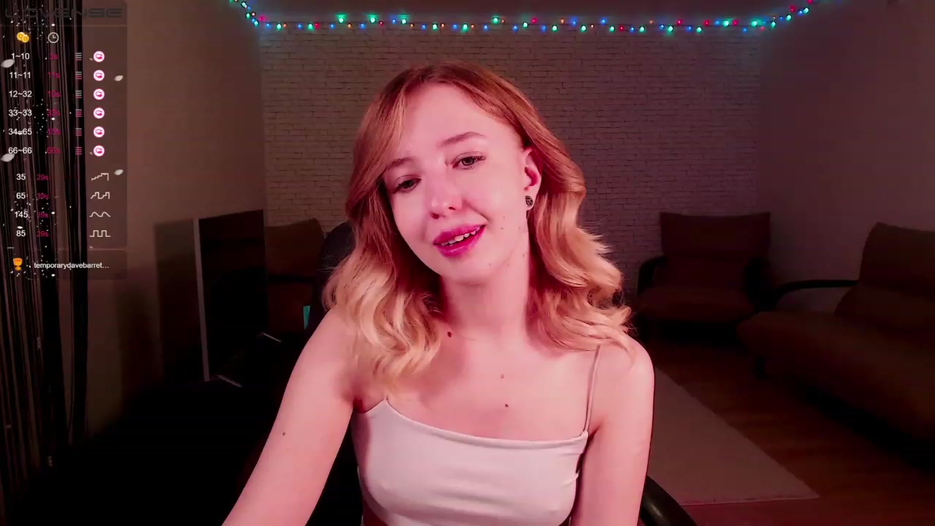 Gallery image thumbnail from Nura_vura's myfreecams stream on, 11/28/2022, 14:05 image 14 of 20