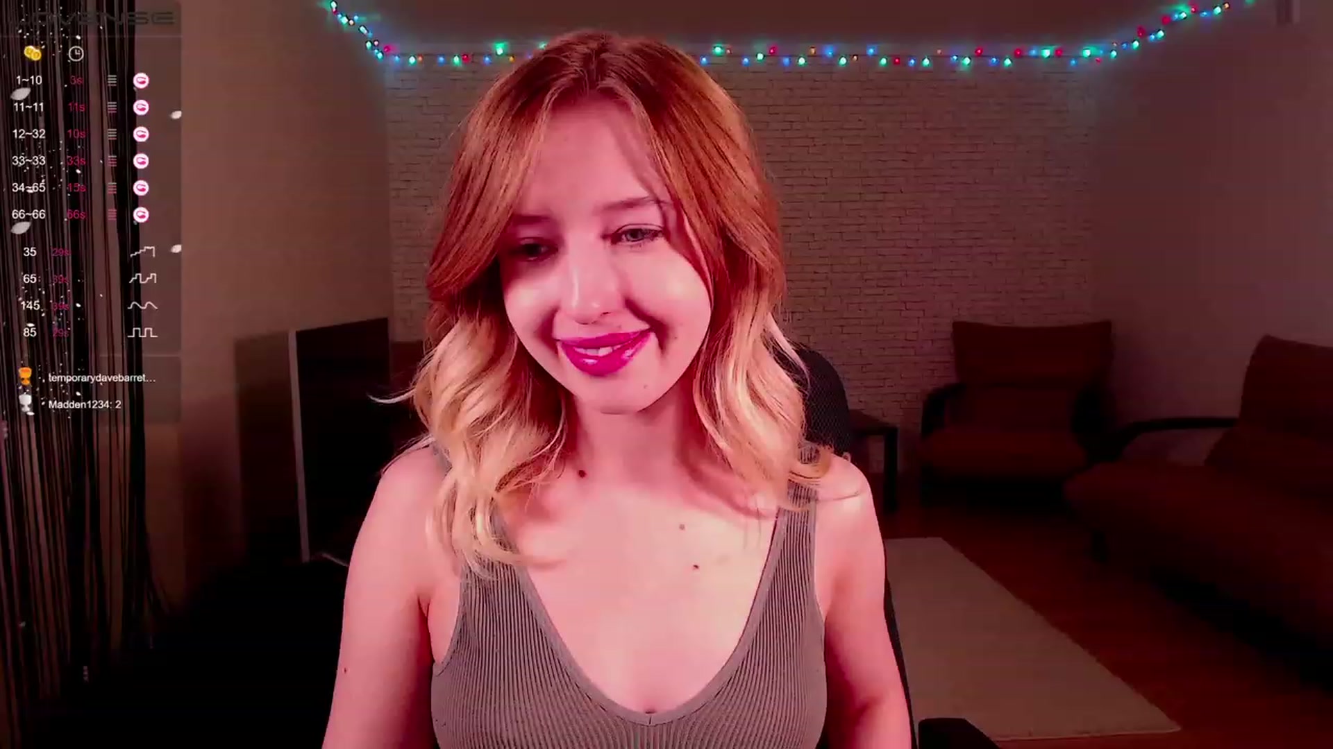 Gallery image thumbnail from Nura_vura's myfreecams stream on, 11/29/2022, 14:54 image 13 of 20