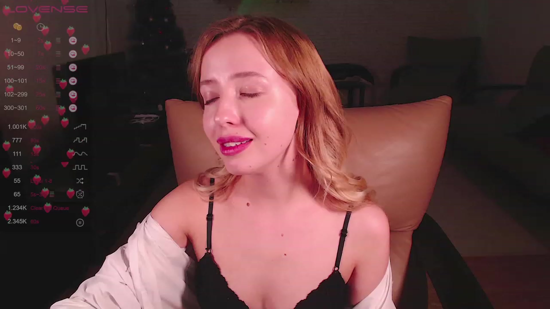 Gallery image thumbnail from Nura_vura's myfreecams stream on, 05/01/2023, 13:35 image 7 of 20