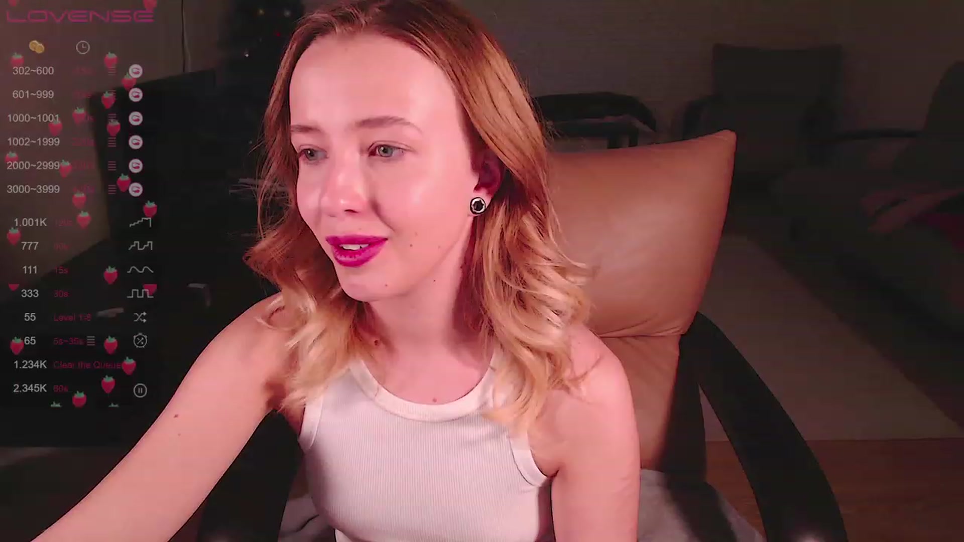 Gallery image thumbnail from Nura_vura's myfreecams stream on, 05/02/2023, 12:05 image 3 of 20