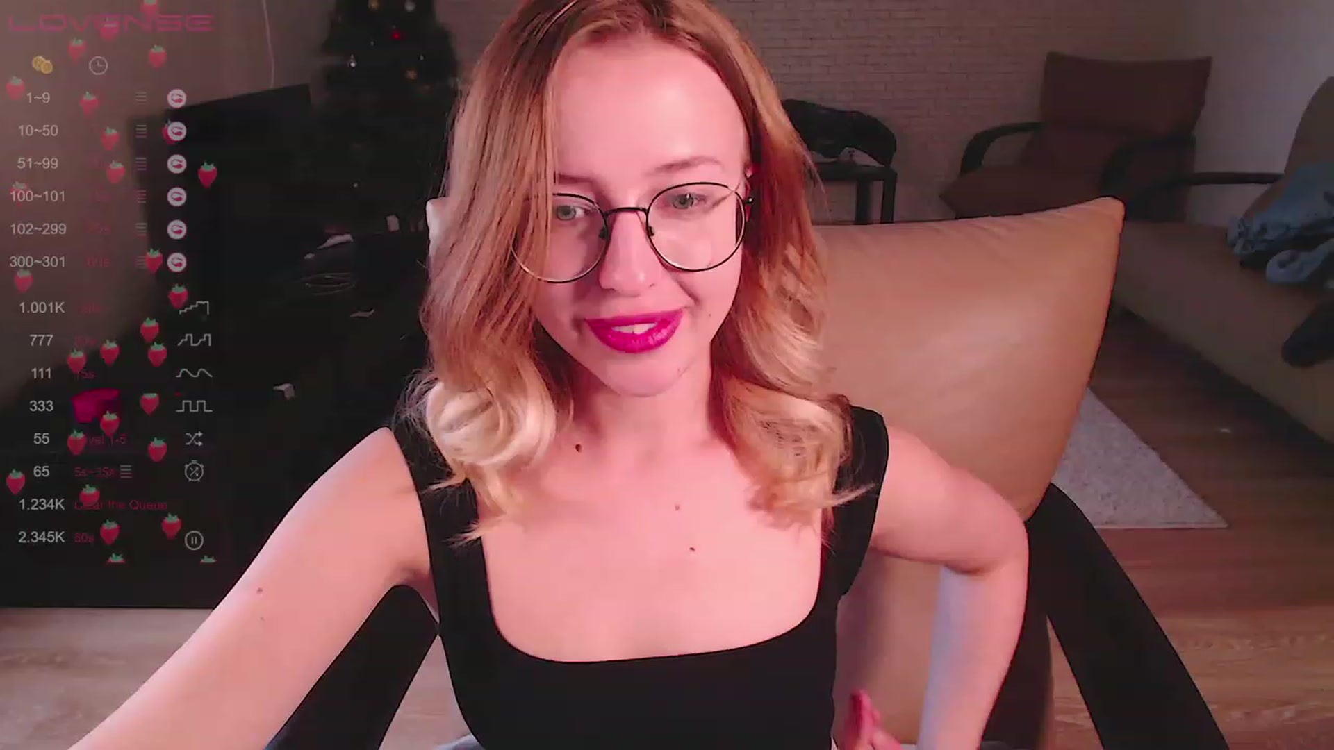 Gallery image thumbnail from Nura_vura's myfreecams stream on, 05/14/2023, 11:51 image 17 of 20
