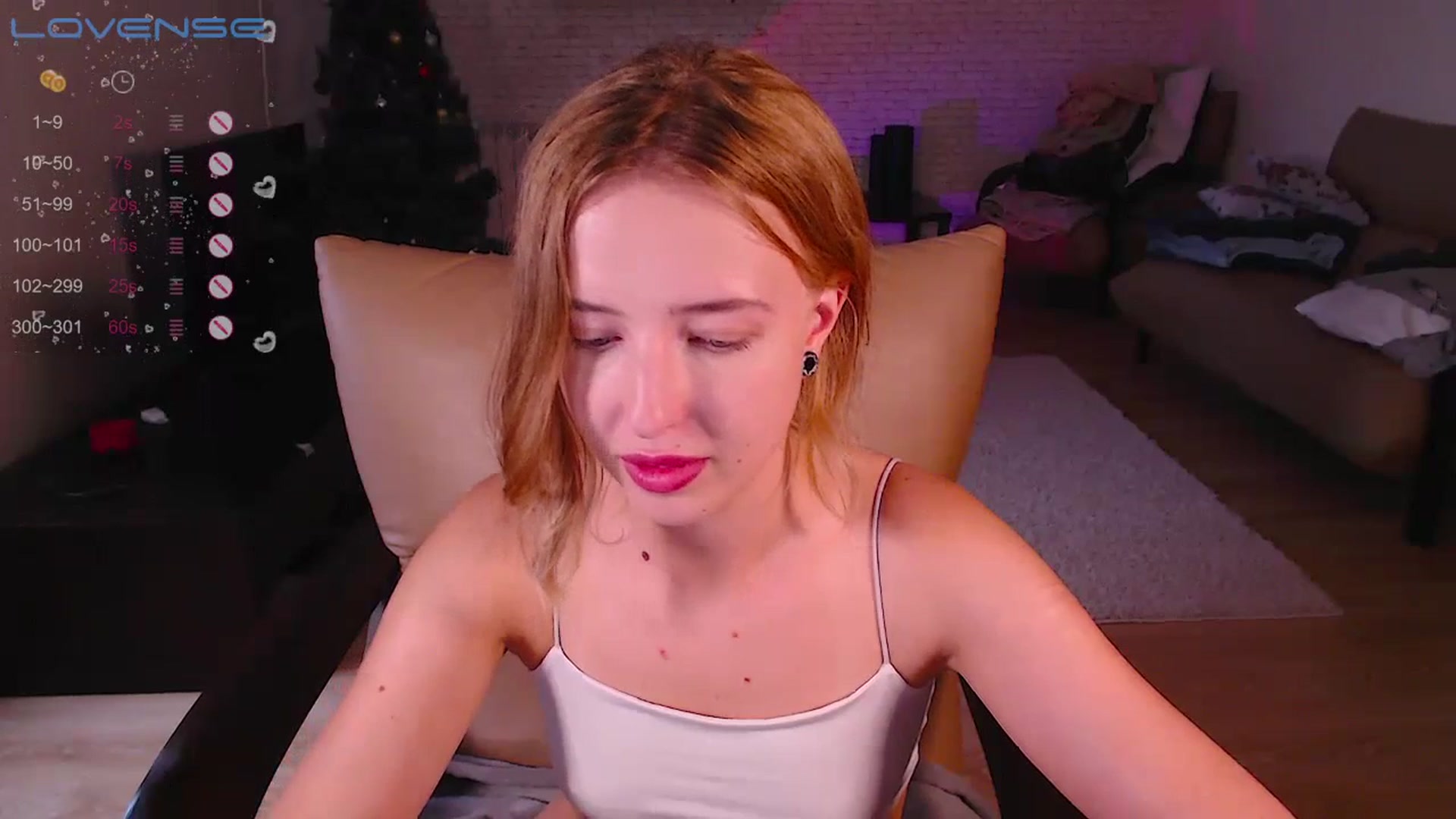 Gallery image thumbnail from Nura_vura's myfreecams stream on, 07/09/2023, 12:40 image 14 of 20
