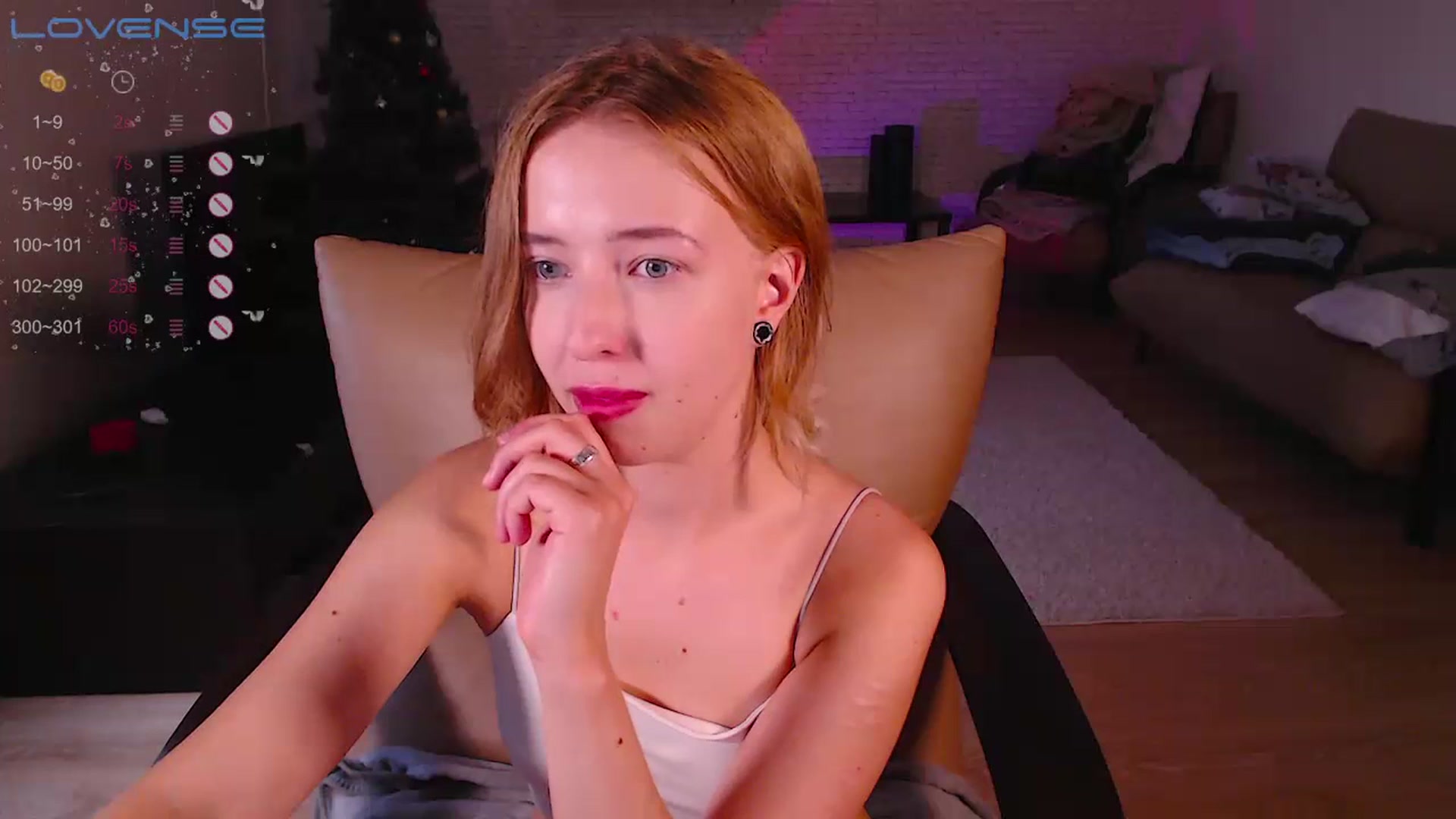 Gallery image thumbnail from Nura_vura's myfreecams stream on, 07/09/2023, 12:40 image 6 of 20