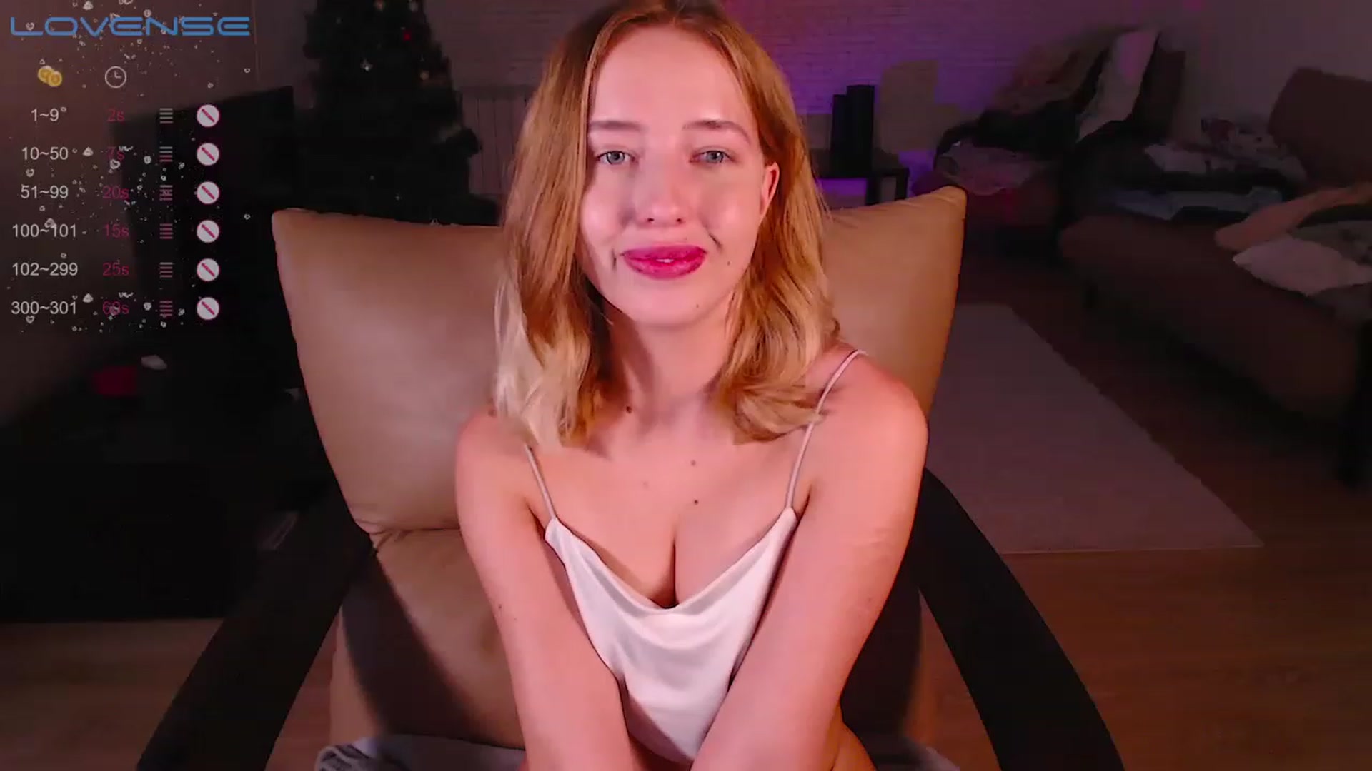 Gallery image thumbnail from Nura_vura's myfreecams stream on, 07/09/2023, 14:37 image 6 of 20