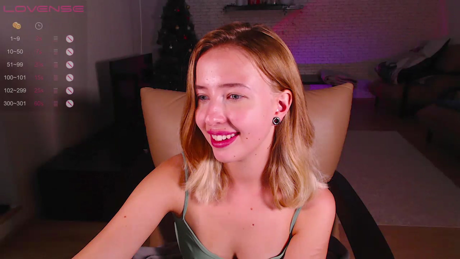 Gallery image thumbnail from Nura_vura's myfreecams stream on, 07/16/2023, 16:00 image 19 of 20
