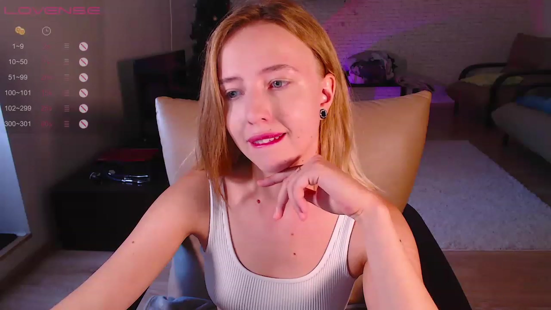 Gallery image thumbnail from Nura_vura's myfreecams stream on, 07/17/2023, 15:00 image 3 of 20