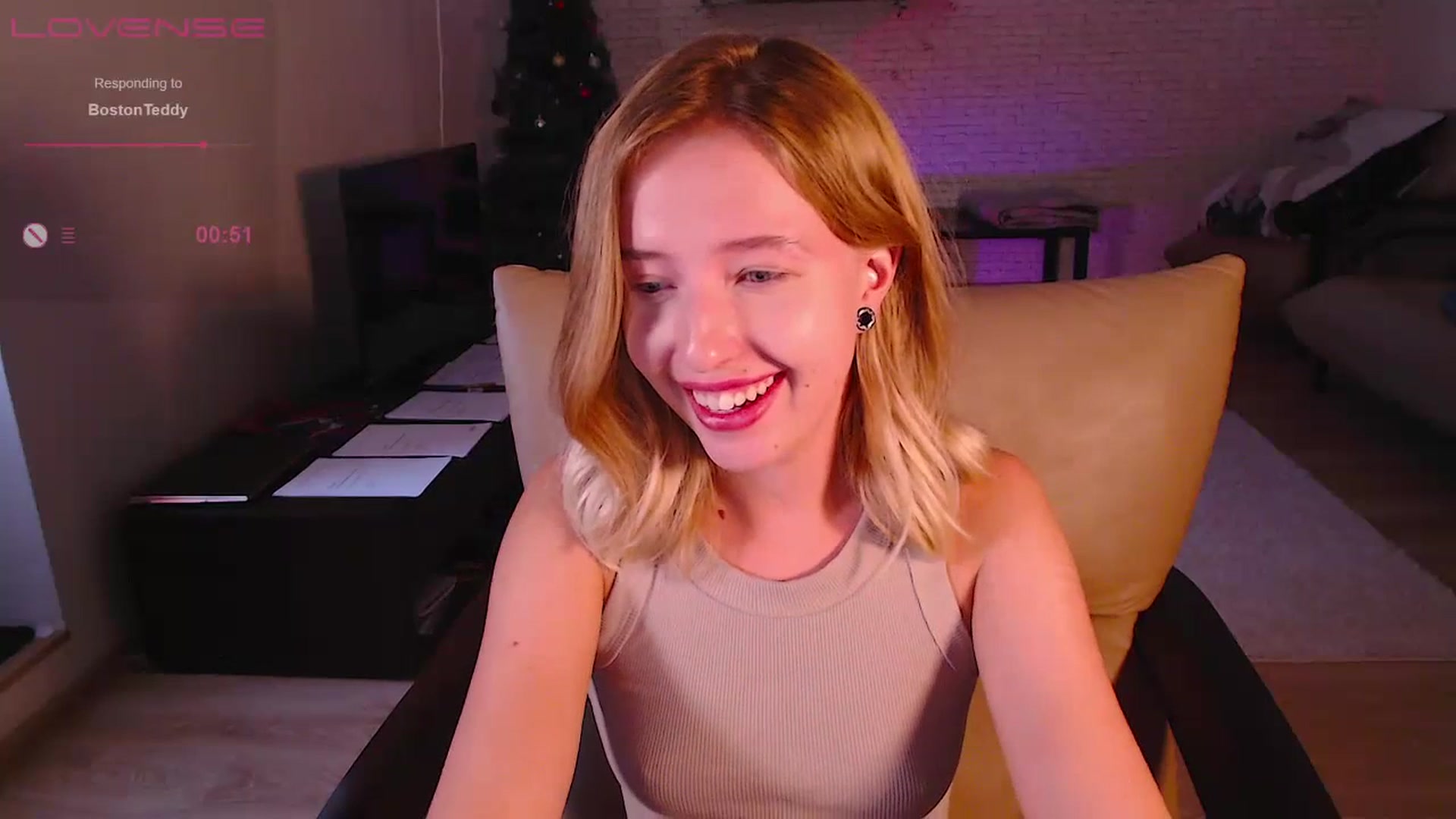 Gallery image thumbnail from Nura_vura's myfreecams stream on, 07/18/2023, 13:45 image 8 of 20
