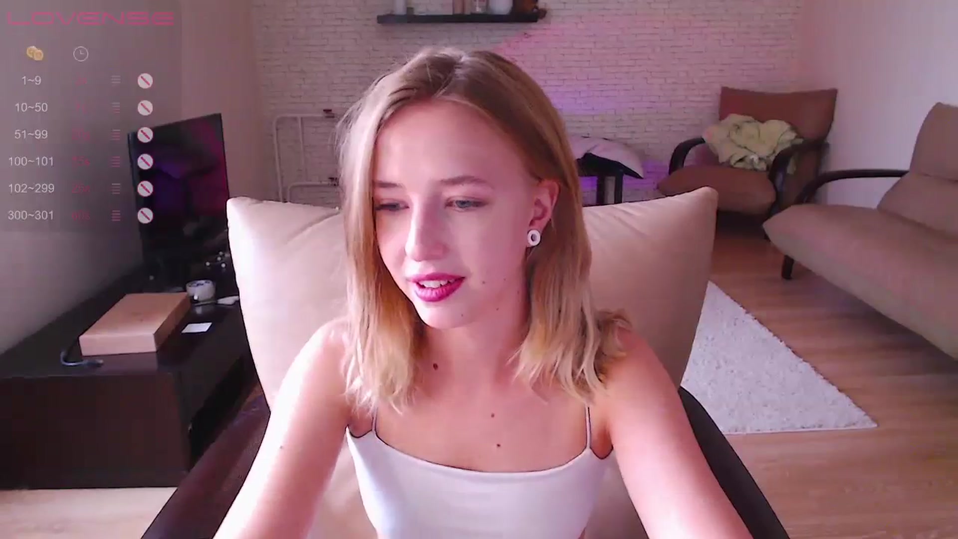 Gallery image thumbnail from Nura_vura's myfreecams stream on, 08/13/2023, 10:16 image 15 of 20