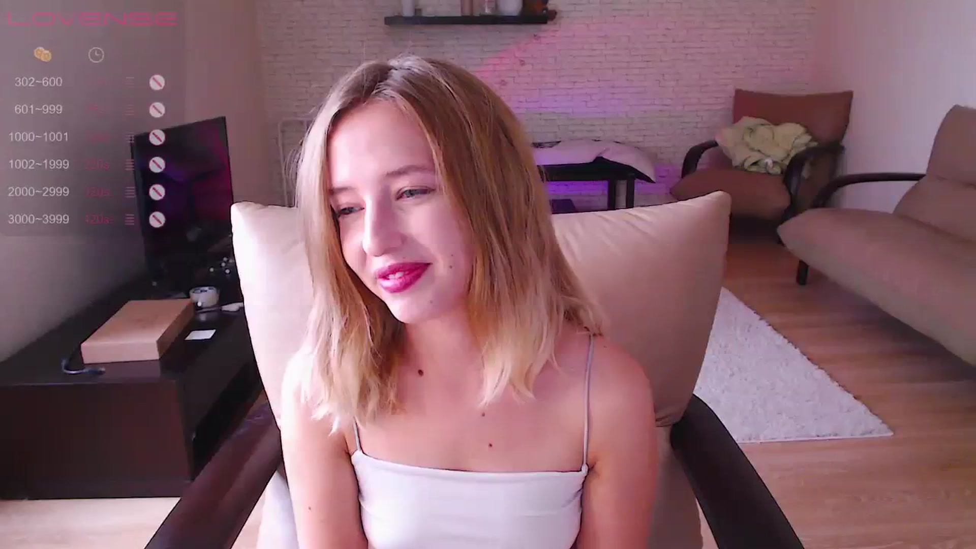 Gallery image thumbnail from Nura_vura's myfreecams stream on, 08/13/2023, 10:16 image 13 of 20