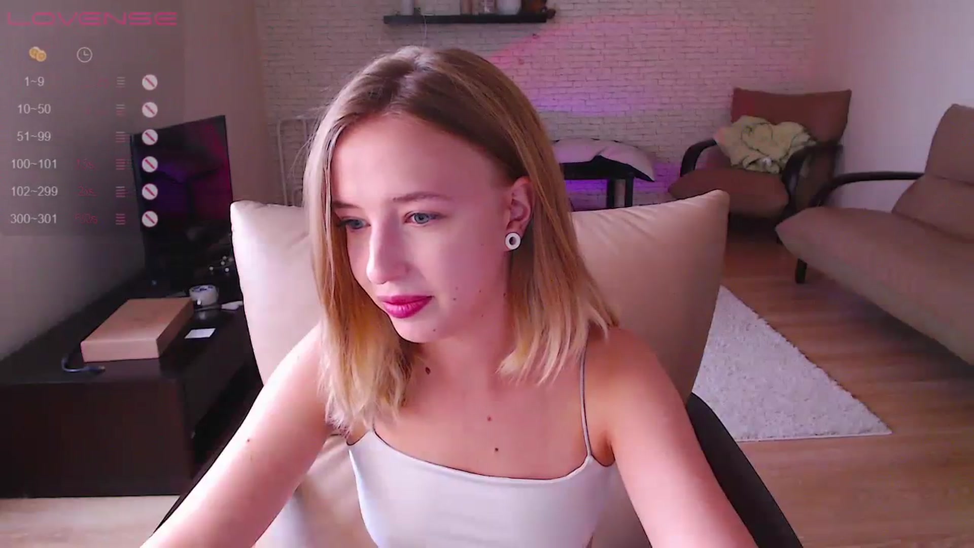Gallery image thumbnail from Nura_vura's myfreecams stream on, 08/13/2023, 10:16 image 7 of 20
