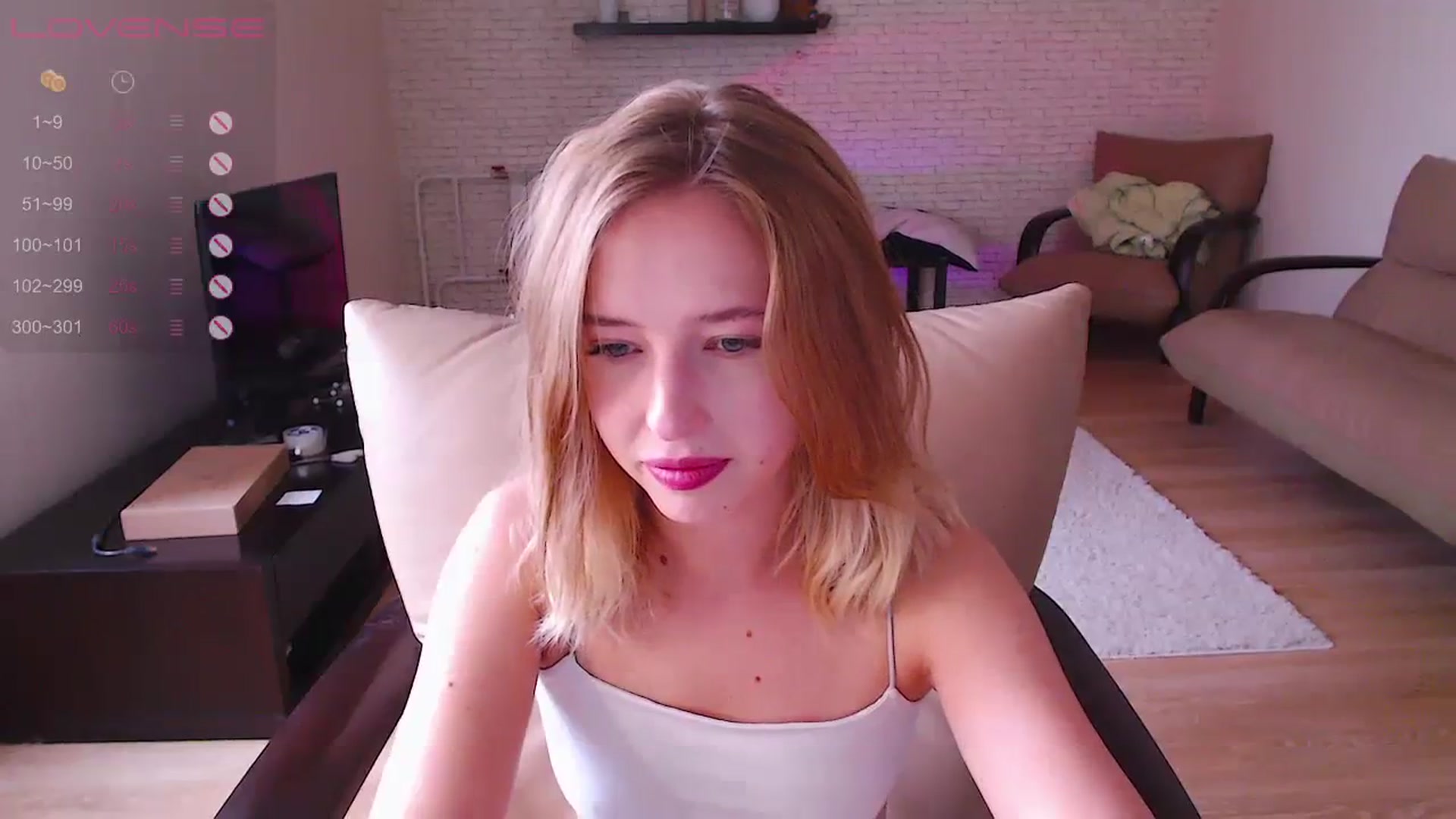 Gallery image thumbnail from Nura_vura's myfreecams stream on, 08/13/2023, 10:16 image 14 of 20