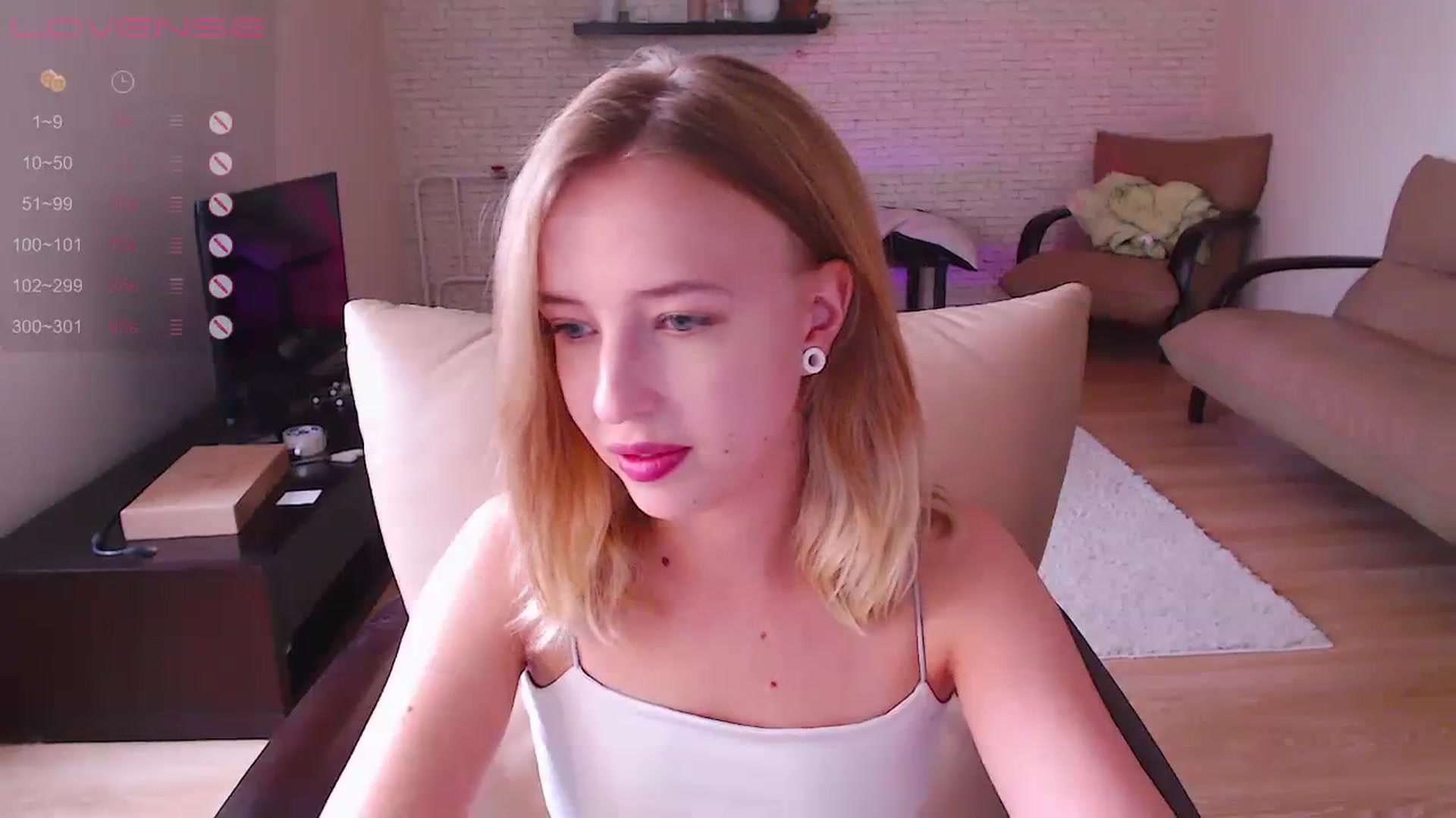 Gallery image thumbnail from Nura_vura's myfreecams stream on, 08/13/2023, 10:16 image 18 of 20