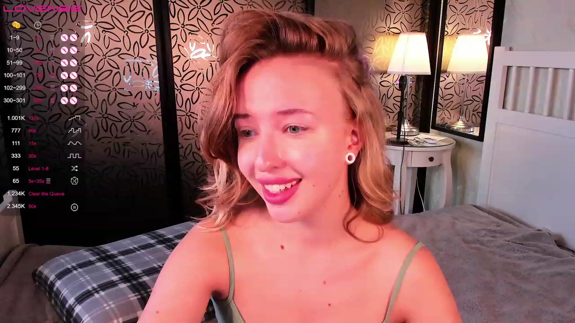 Gallery image thumbnail from Nura_vura's myfreecams stream on, 09/30/2023, 15:00 image 12 of 20