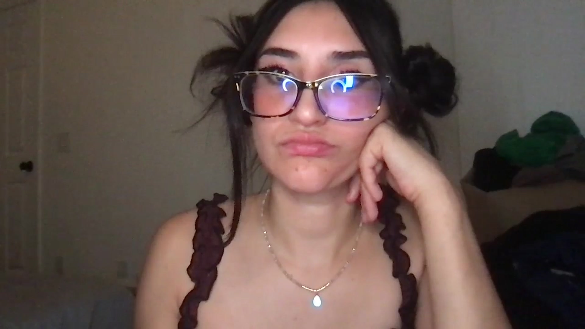 Gallery image thumbnail from NurseZara's myfreecams stream on, 05/11/2026, 05:59 image 12 of 20
