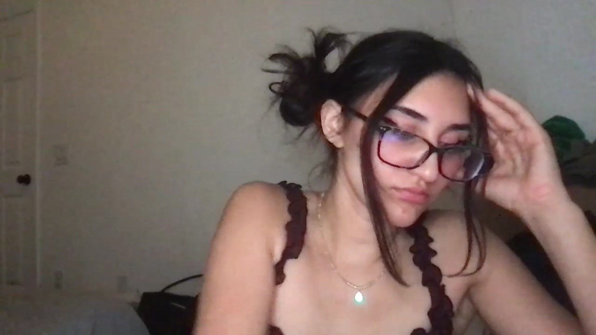 Gallery image thumbnail from NurseZara's myfreecams stream on, 05/11/2026, 05:59 image 11 of 20