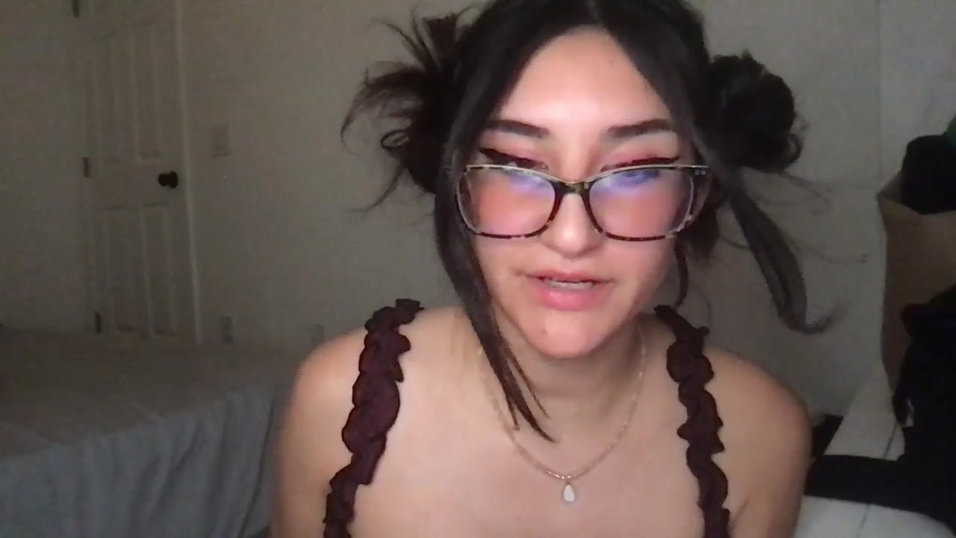Gallery image thumbnail from NurseZara's myfreecams stream on, 05/11/2026, 05:59 image 2 of 20