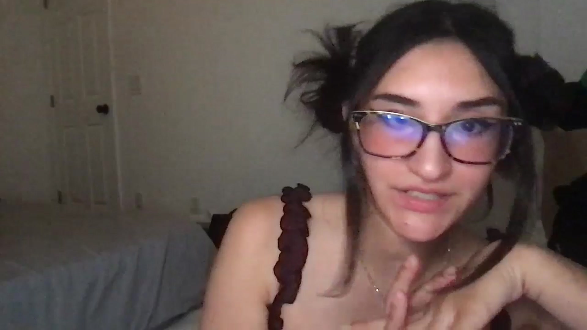 Gallery image thumbnail from NurseZara's myfreecams stream on, 05/11/2026, 05:59 image 5 of 20
