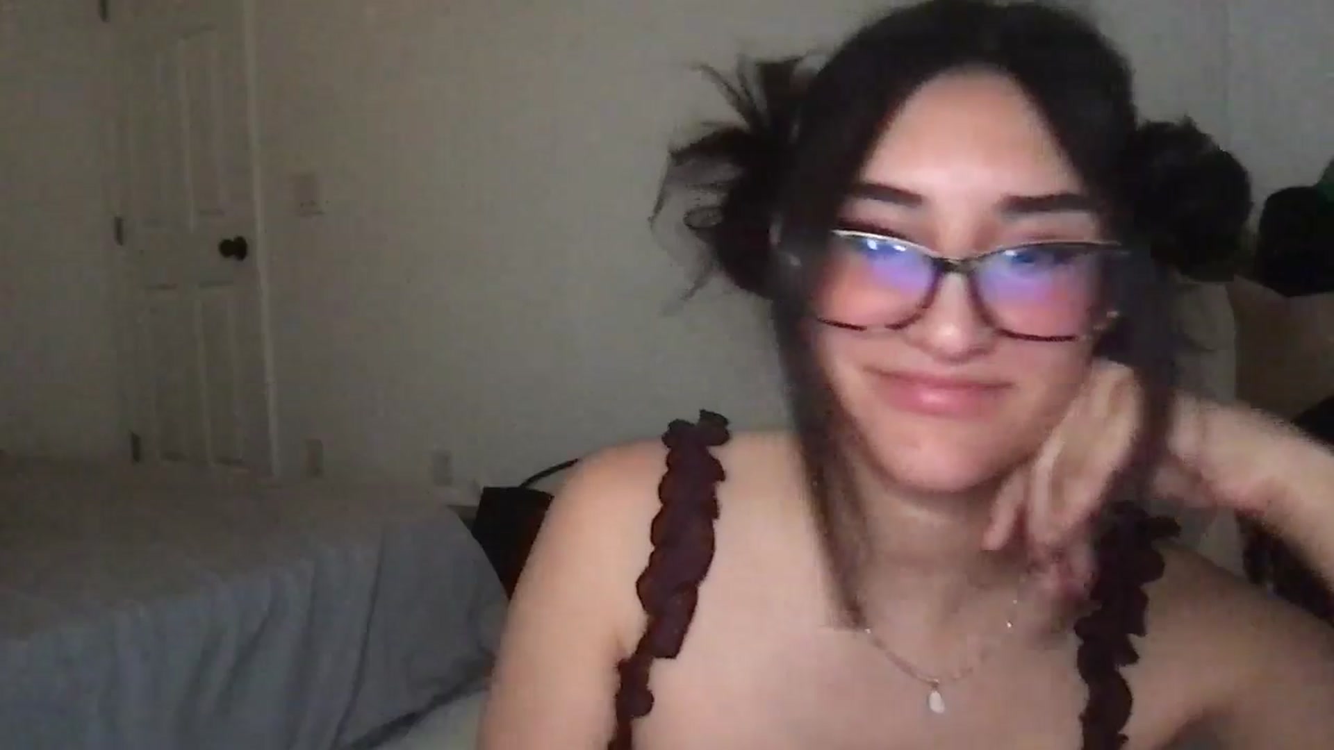 Gallery image thumbnail from NurseZara's myfreecams stream on, 05/11/2026, 05:59 image 6 of 20