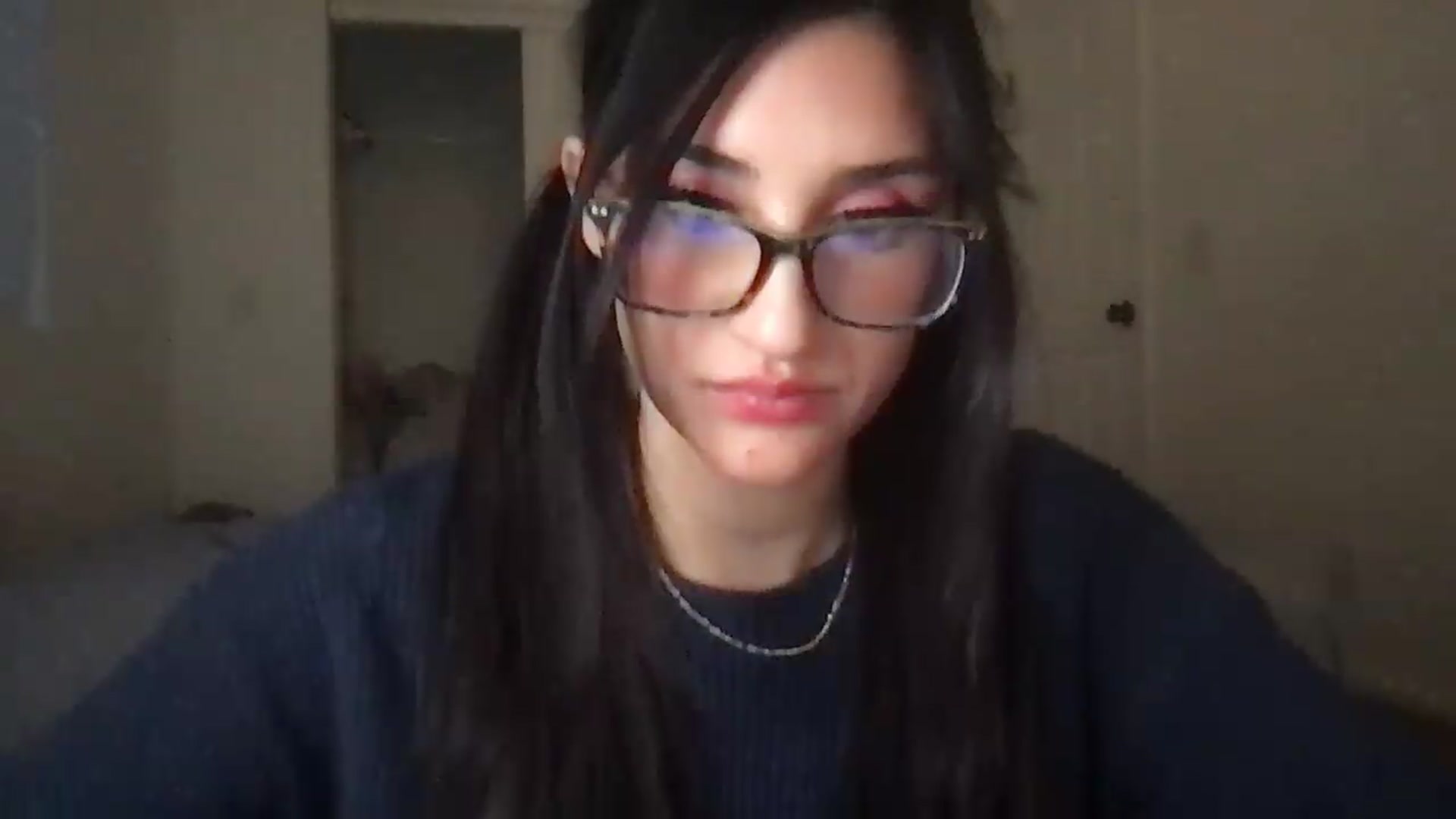 Gallery image thumbnail from NurseZara's myfreecams stream on, 05/14/2026, 13:14 image 6 of 20