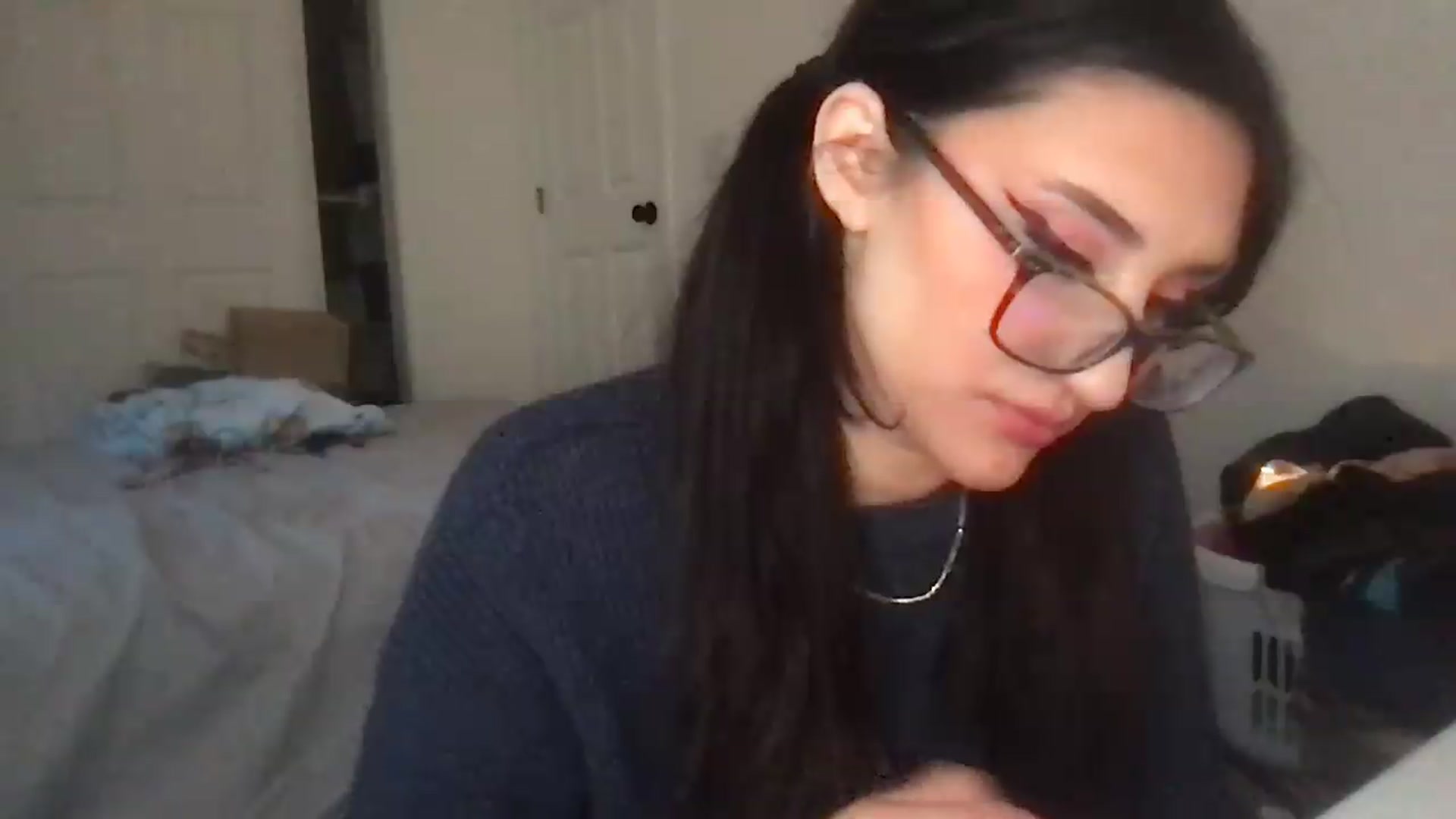 Gallery image thumbnail from NurseZara's myfreecams stream on, 05/14/2026, 13:14 image 14 of 20