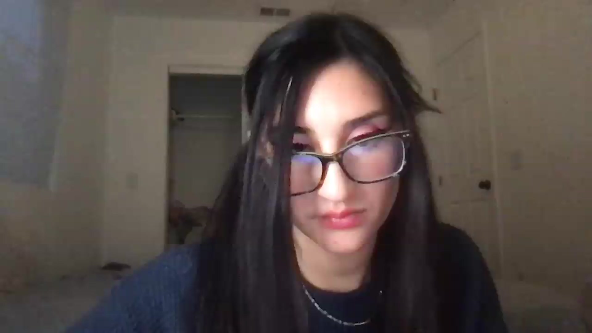 Gallery image thumbnail from NurseZara's myfreecams stream on, 05/14/2026, 13:14 image 3 of 20