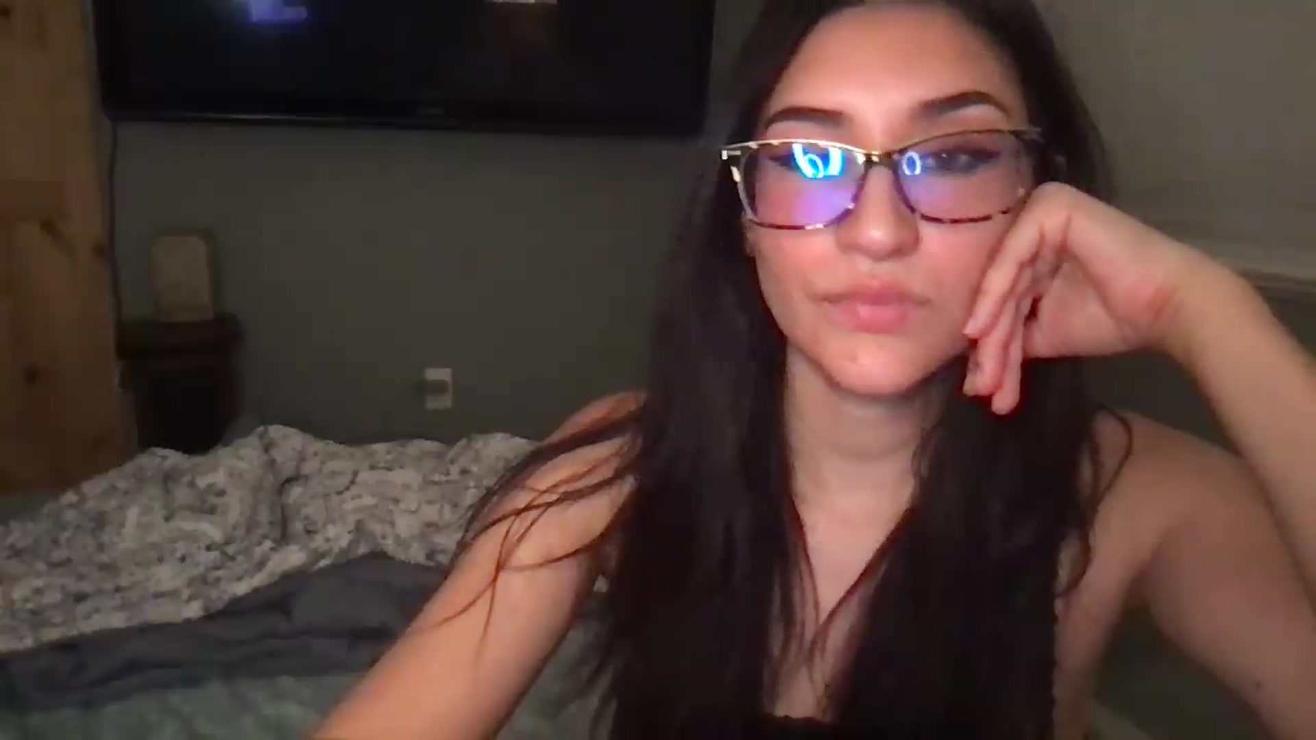 Gallery image thumbnail from NurseZara's myfreecams stream on, 05/24/2026, 07:48 image 18 of 20