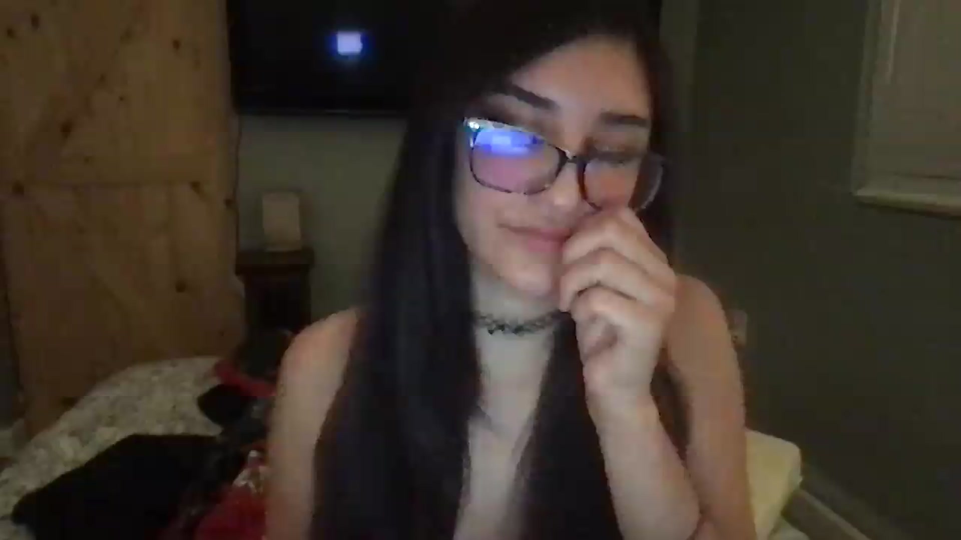 Gallery image thumbnail from NurseZara's myfreecams stream on, 05/26/2026, 08:03 image 8 of 20