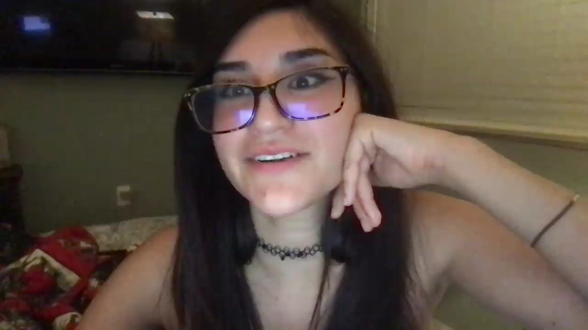 Gallery image thumbnail from NurseZara's myfreecams stream on, 05/26/2026, 08:03 image 14 of 20