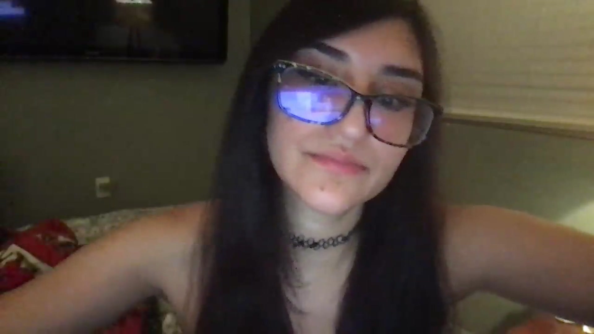 Gallery image thumbnail from NurseZara's myfreecams stream on, 05/26/2026, 08:03 image 19 of 20