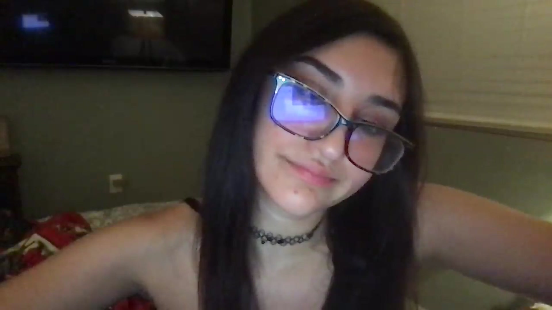 Gallery image thumbnail from NurseZara's myfreecams stream on, 05/26/2026, 08:03 image 15 of 20