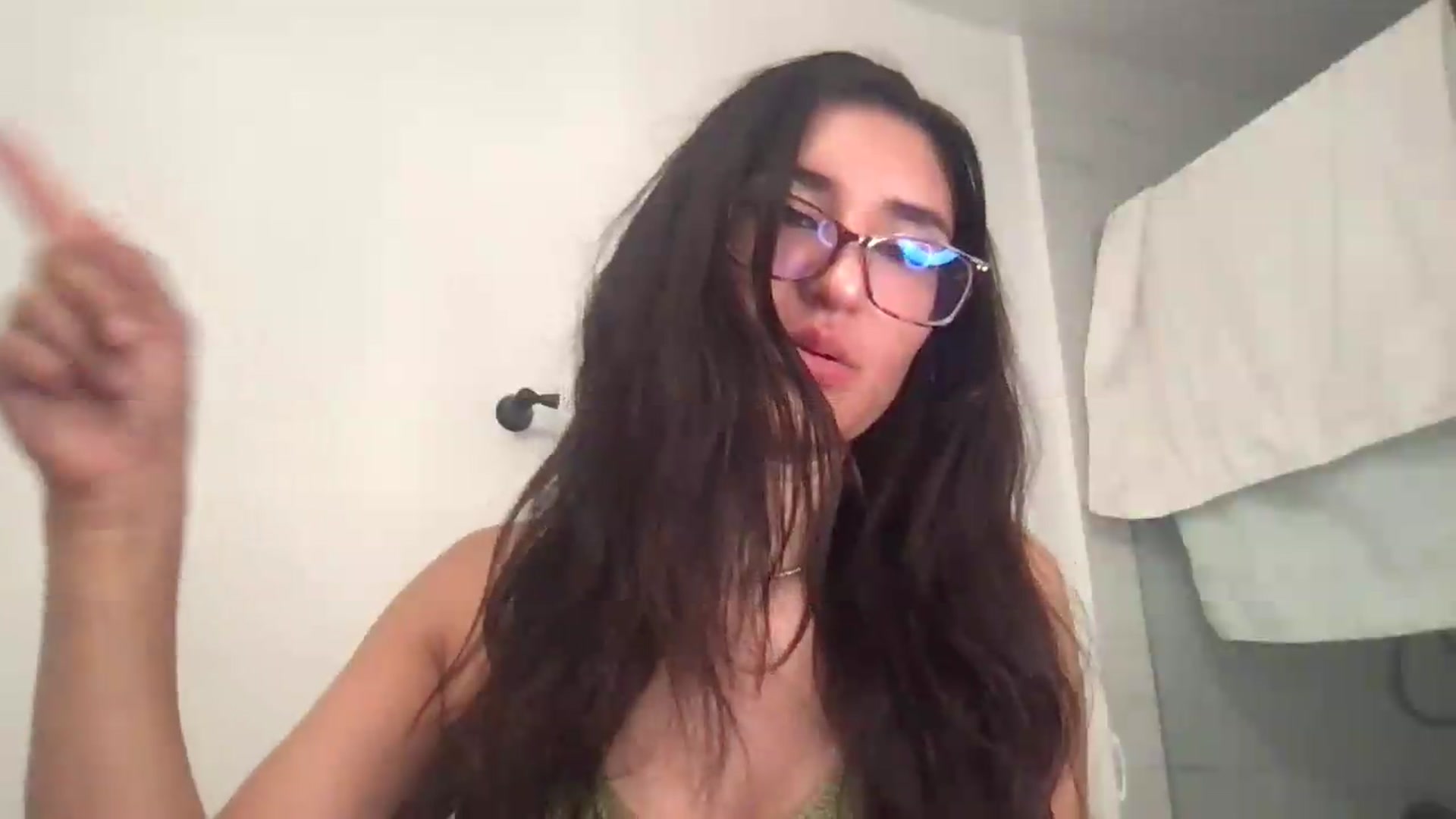 Gallery image thumbnail from NurseZara's myfreecams stream on, 06/16/2026, 07:46 image 7 of 20