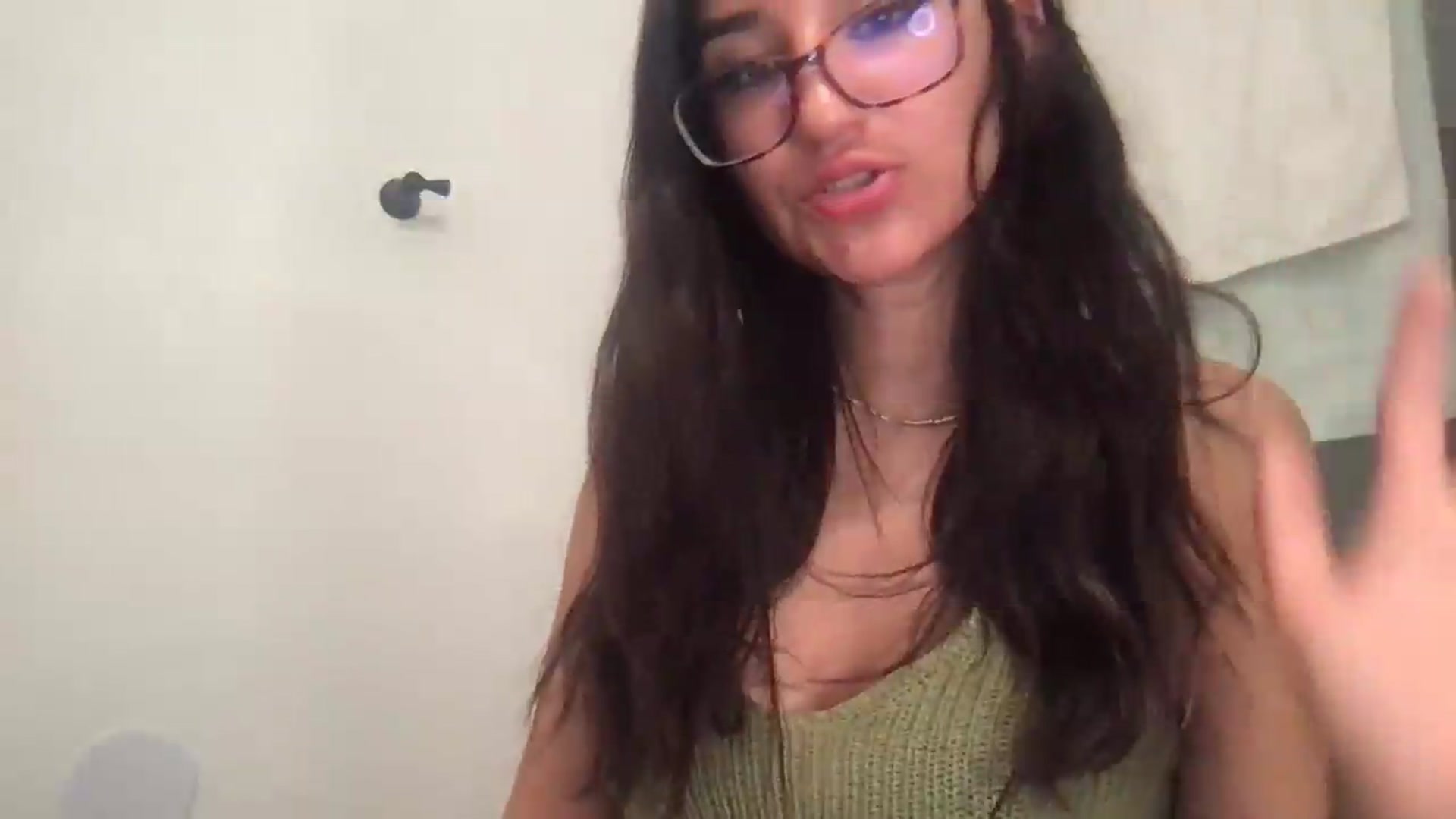 Gallery image thumbnail from NurseZara's myfreecams stream on, 06/16/2026, 07:46 image 18 of 20