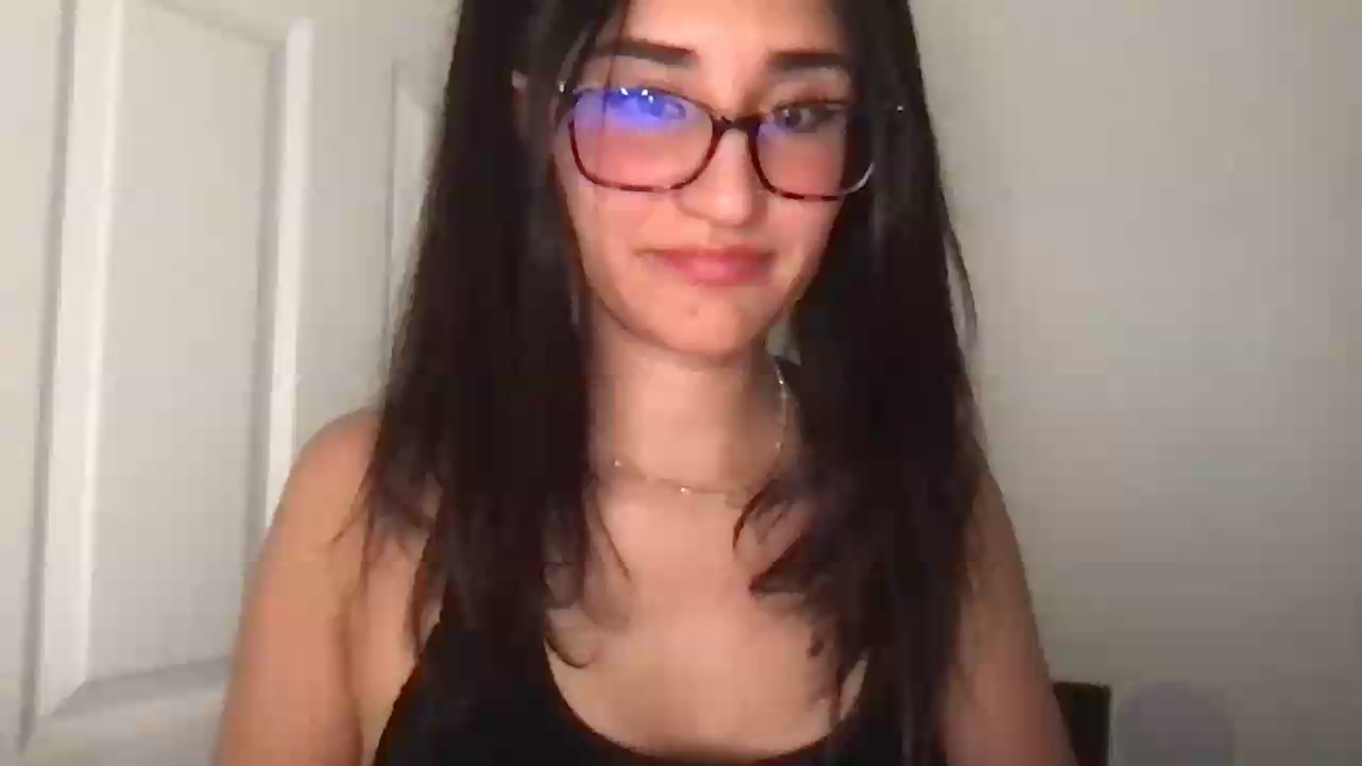 Gallery image thumbnail from NurseZara's myfreecams stream on, 06/22/2026, 06:03 image 12 of 20