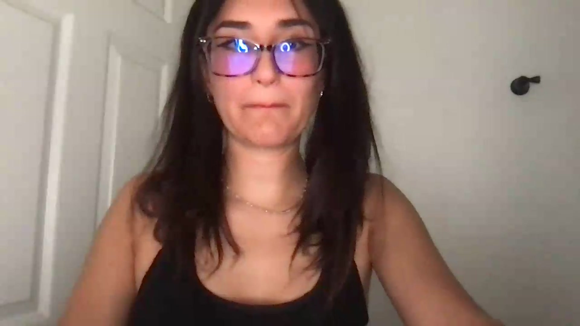 Gallery image thumbnail from NurseZara's myfreecams stream on, 06/22/2026, 06:03 image 6 of 20