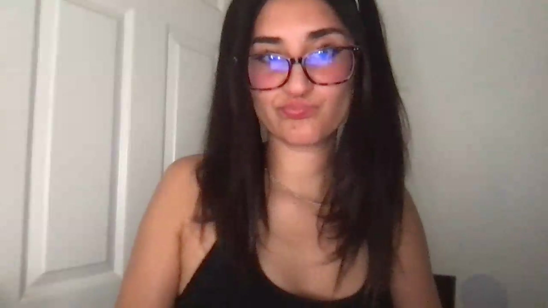 Gallery image thumbnail from NurseZara's myfreecams stream on, 06/22/2026, 06:03 image 13 of 20