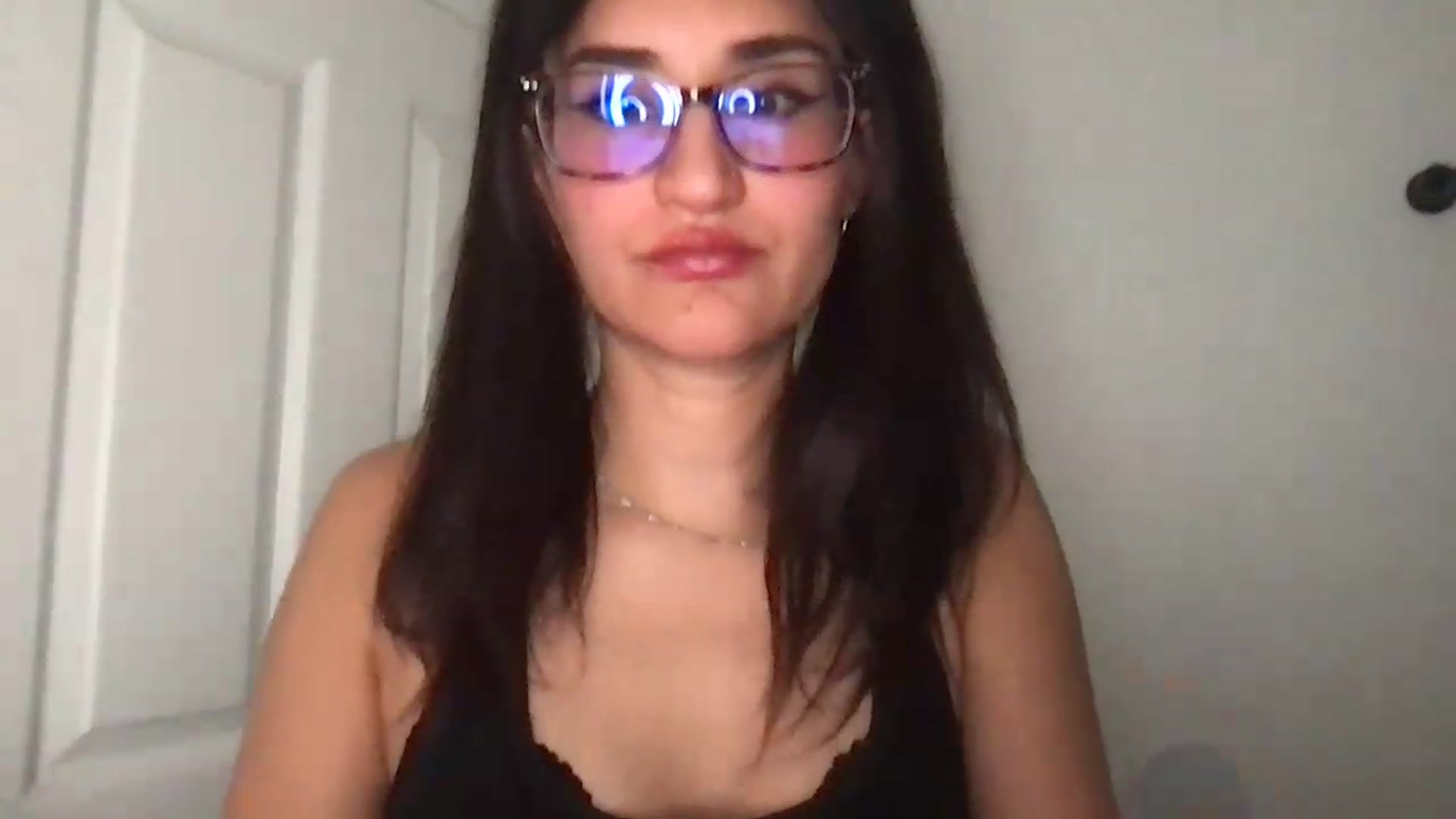 Gallery image thumbnail from NurseZara's myfreecams stream on, 06/22/2026, 06:43 image 7 of 20