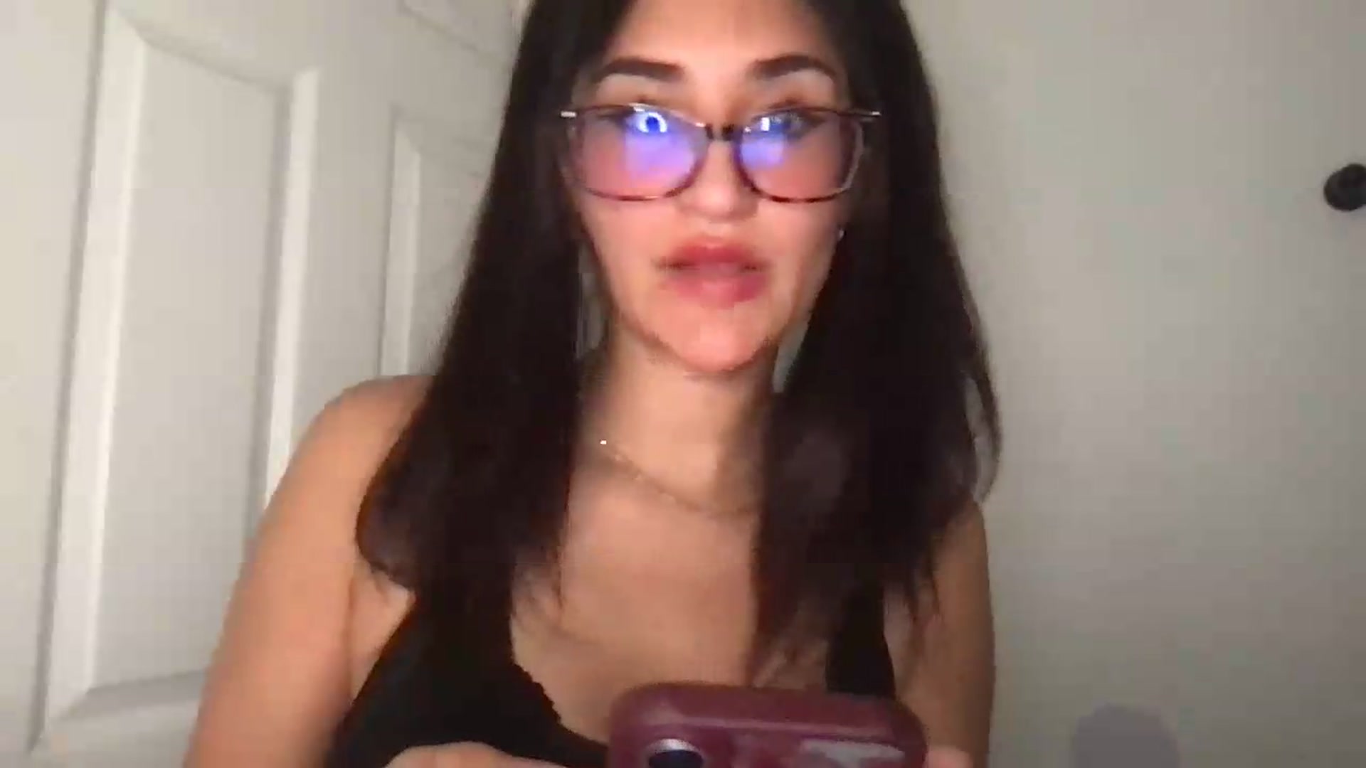 Gallery image thumbnail from NurseZara's myfreecams stream on, 06/22/2026, 06:43 image 8 of 20