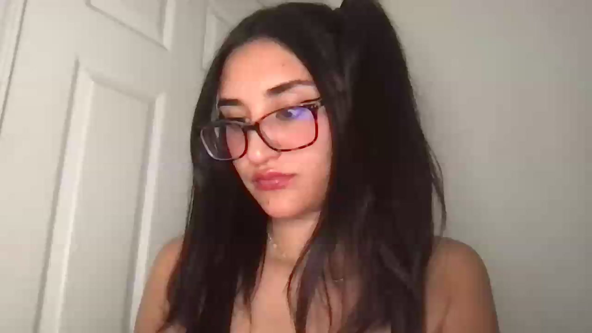 Gallery image thumbnail from NurseZara's myfreecams stream on, 06/22/2026, 06:43 image 9 of 20