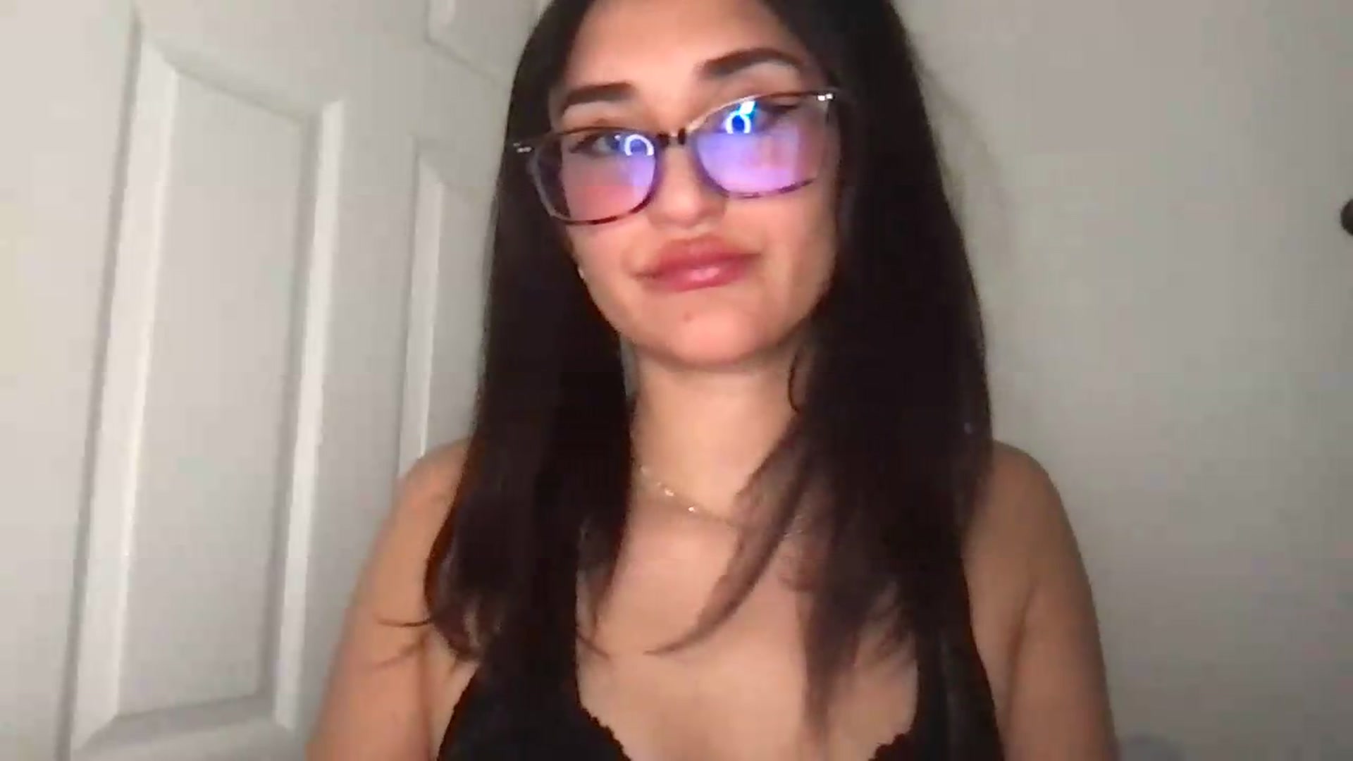 Gallery image thumbnail from NurseZara's myfreecams stream on, 06/22/2026, 06:43 image 11 of 20
