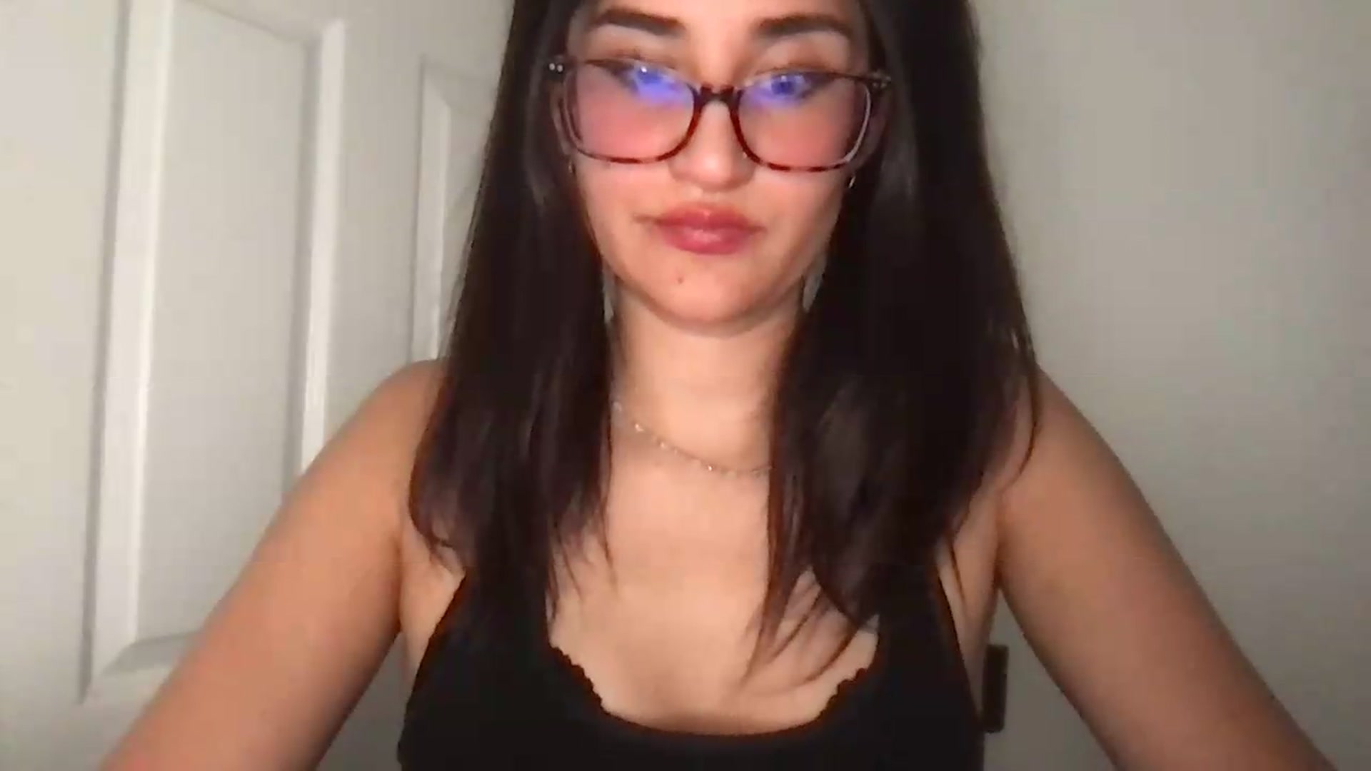 Gallery image thumbnail from NurseZara's myfreecams stream on, 06/22/2026, 06:43 image 5 of 20