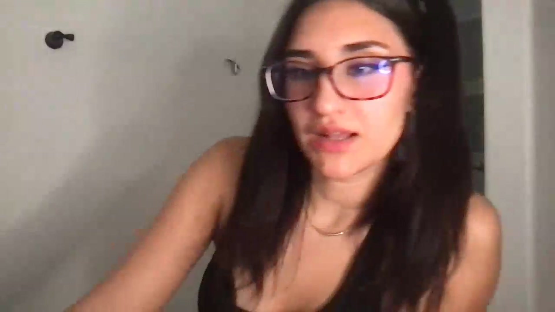 Gallery image thumbnail from NurseZara's myfreecams stream on, 06/22/2026, 08:38 image 11 of 20