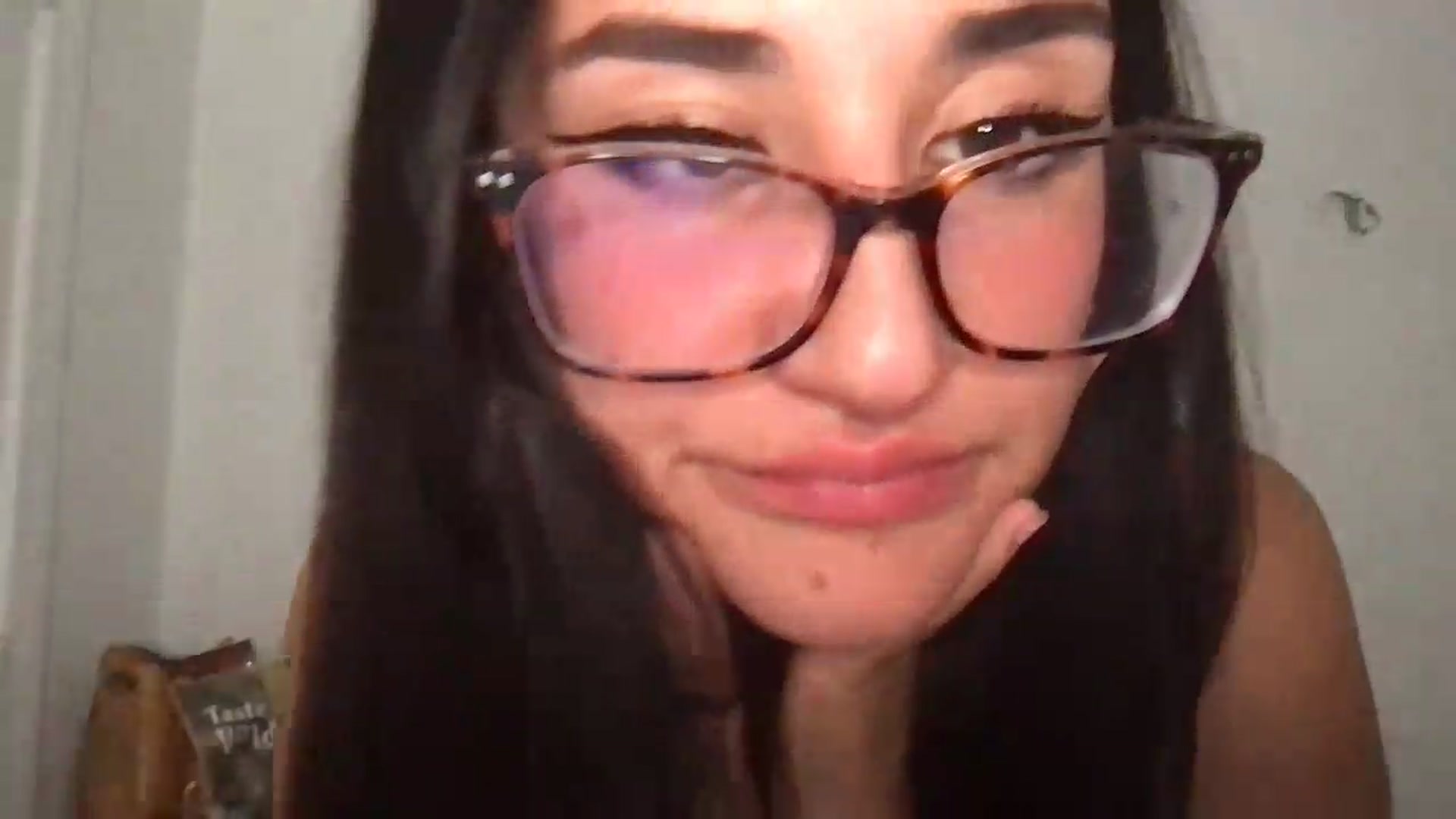 Gallery image thumbnail from NurseZara's myfreecams stream on, 06/22/2026, 09:07 image 9 of 20